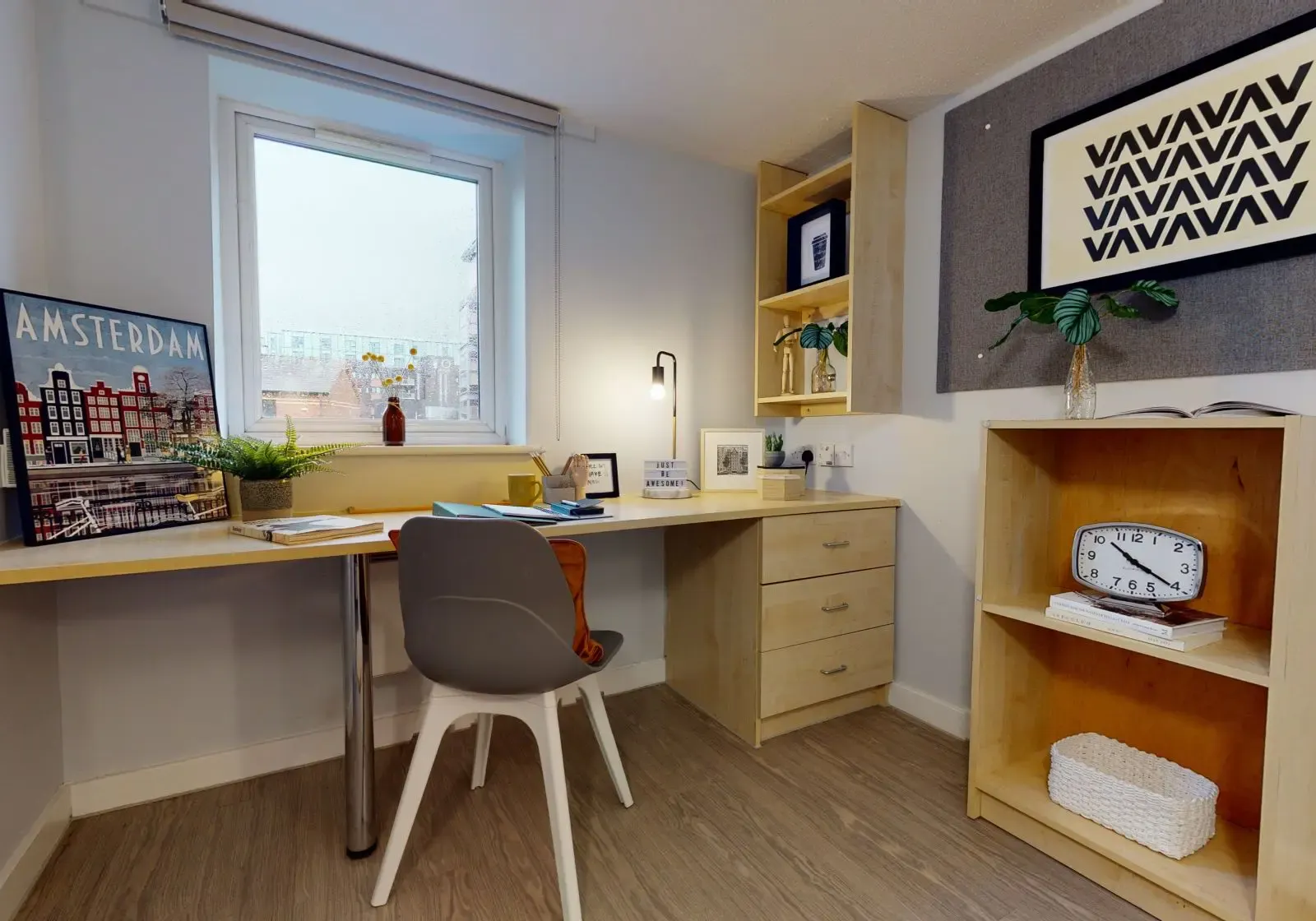 Silver En Suite