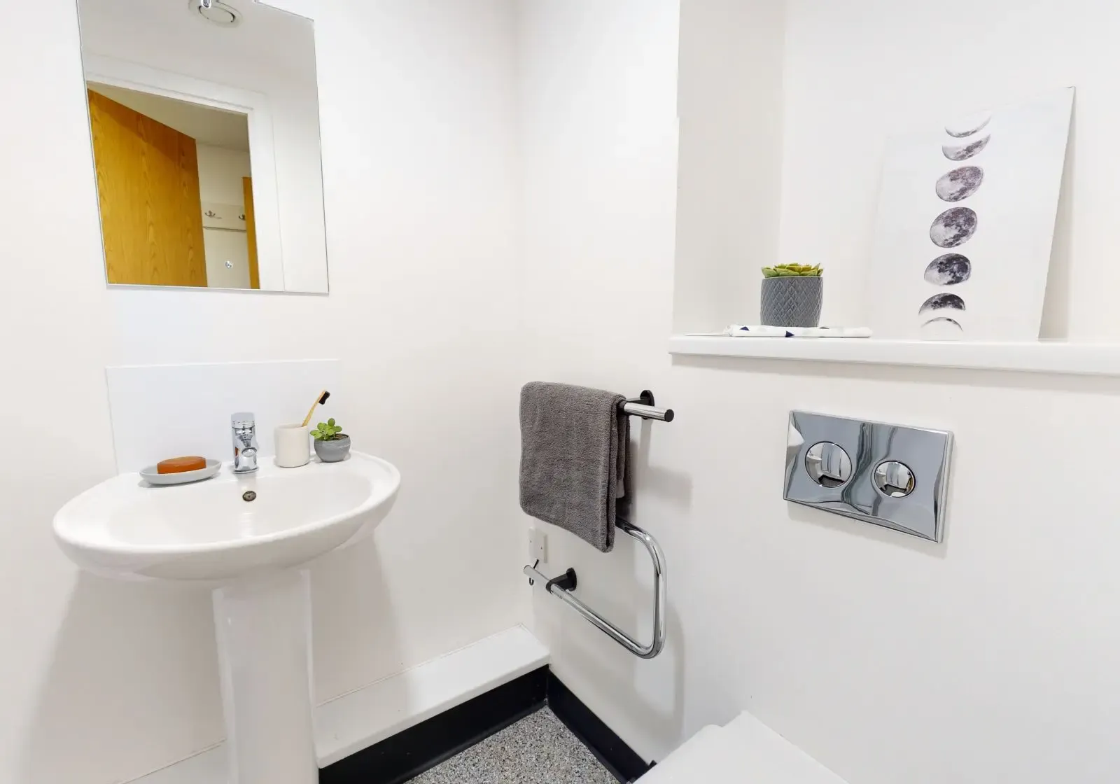 Bronze En Suite Plus