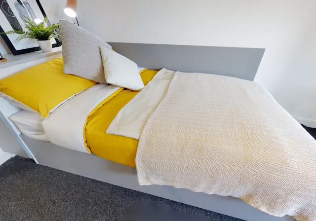 Gold En Suite room image 1