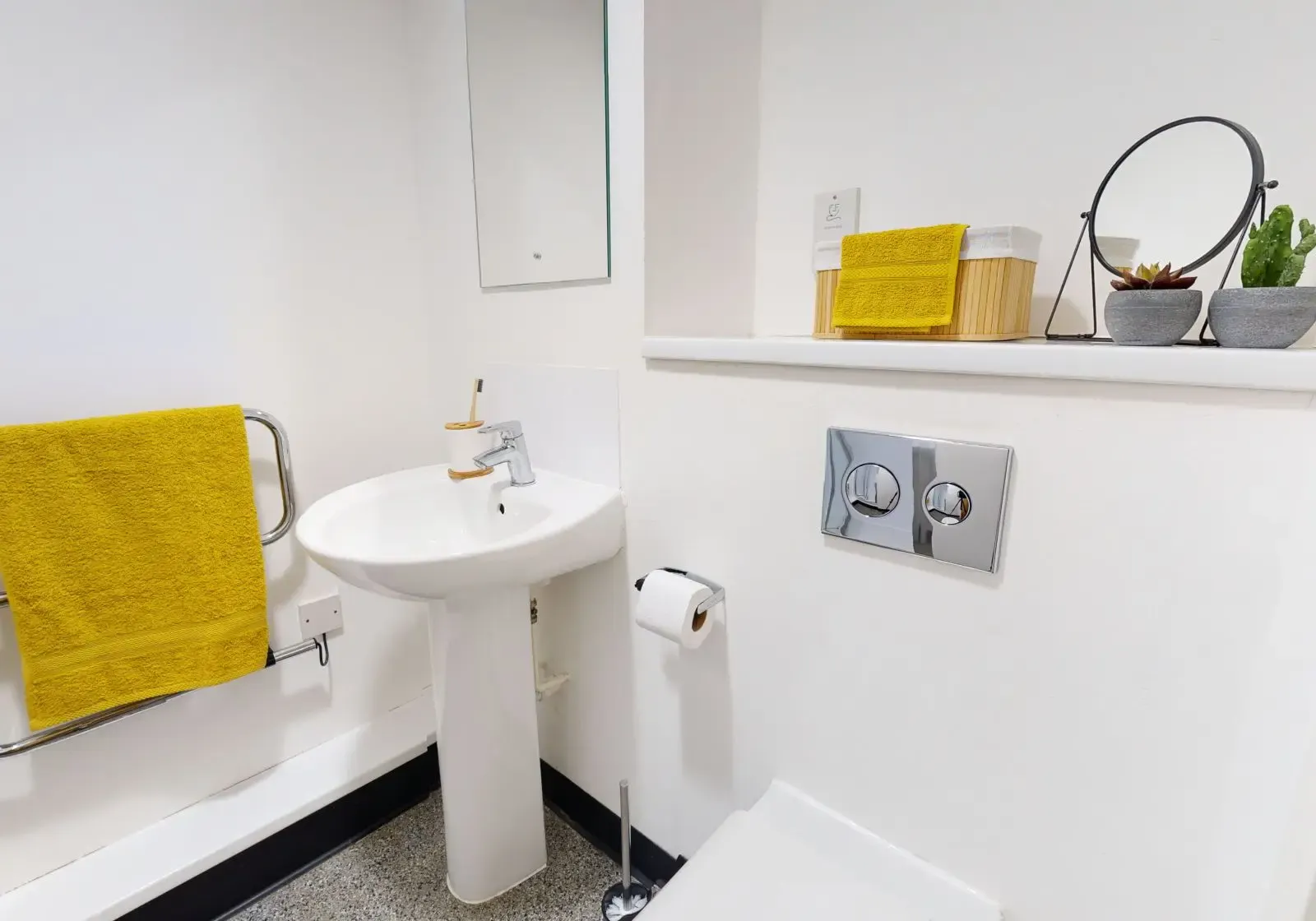 Two Bed Apartment Upper Floor