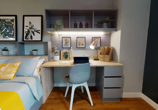 Accessible Gold Studio room image 1