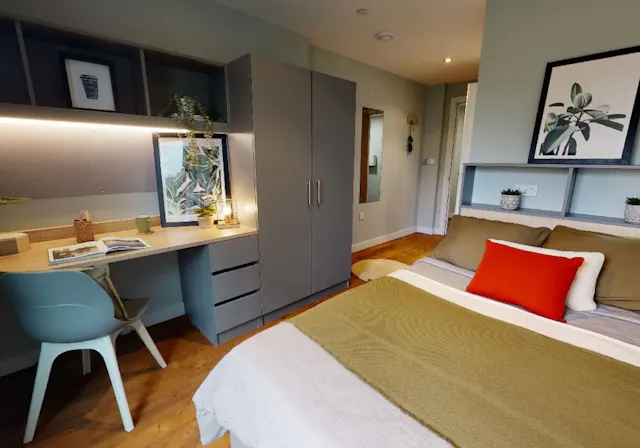 Bronze En Suite room image 1