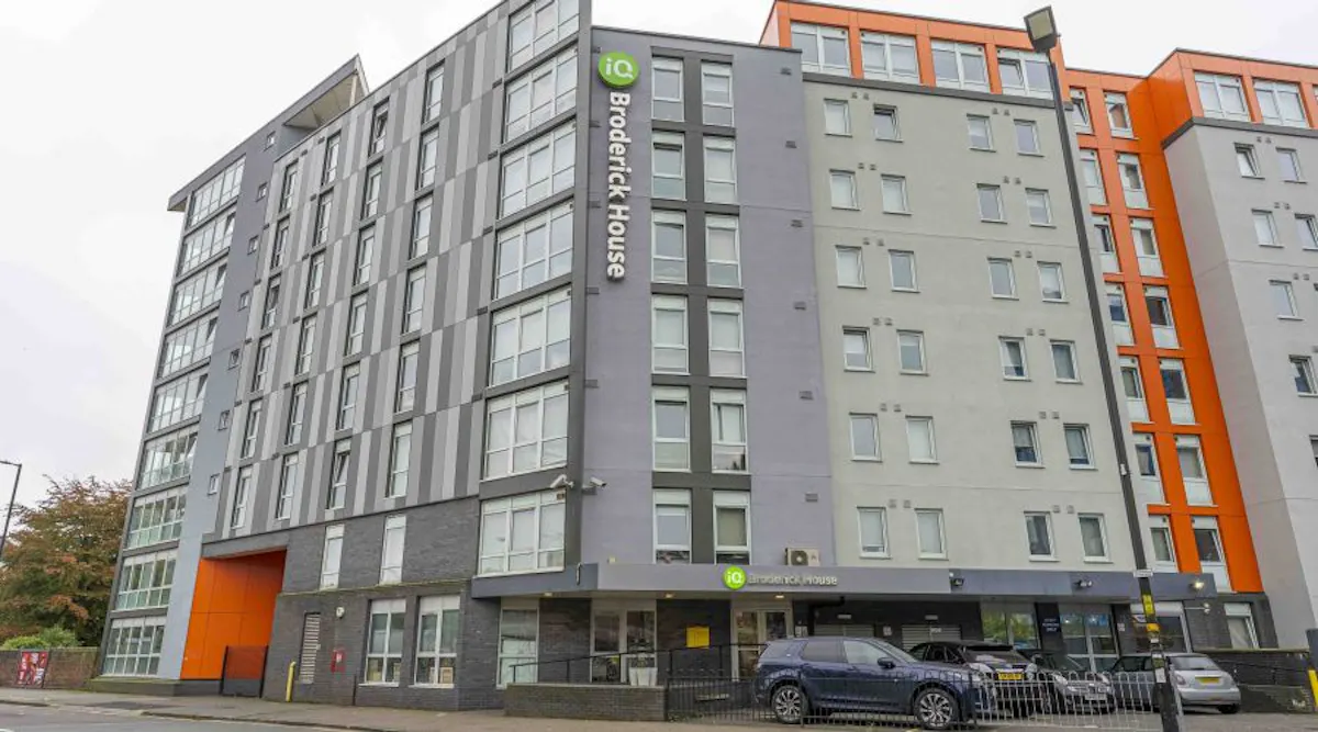 BUILDING BUILDING