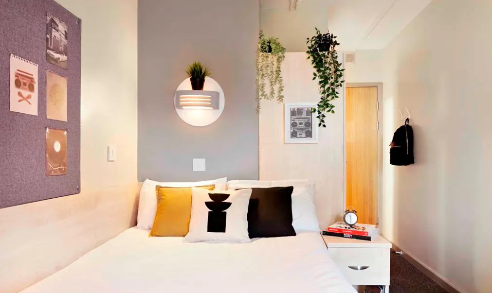 Classic En-Suite