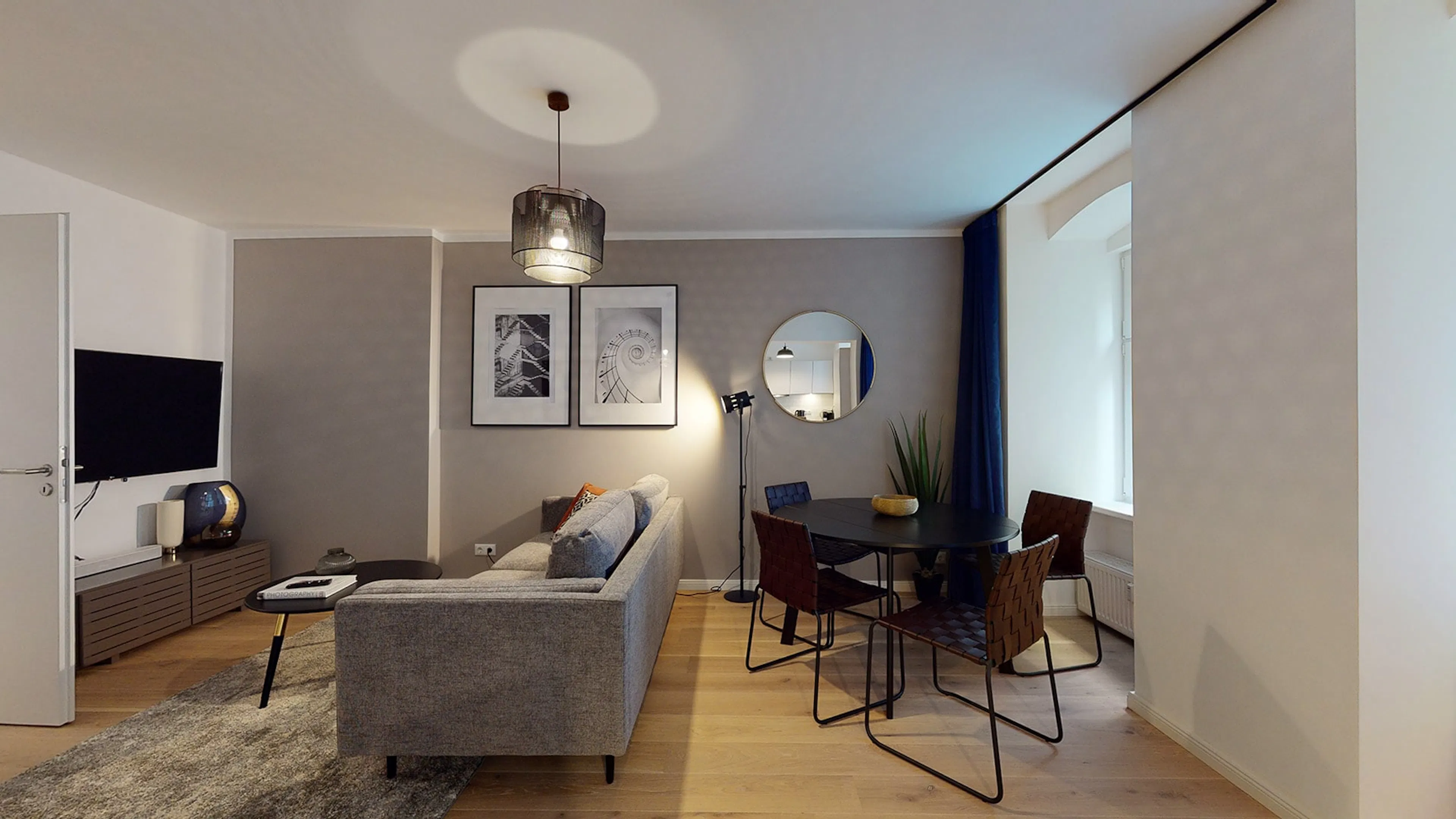 ROOM ROOM 3