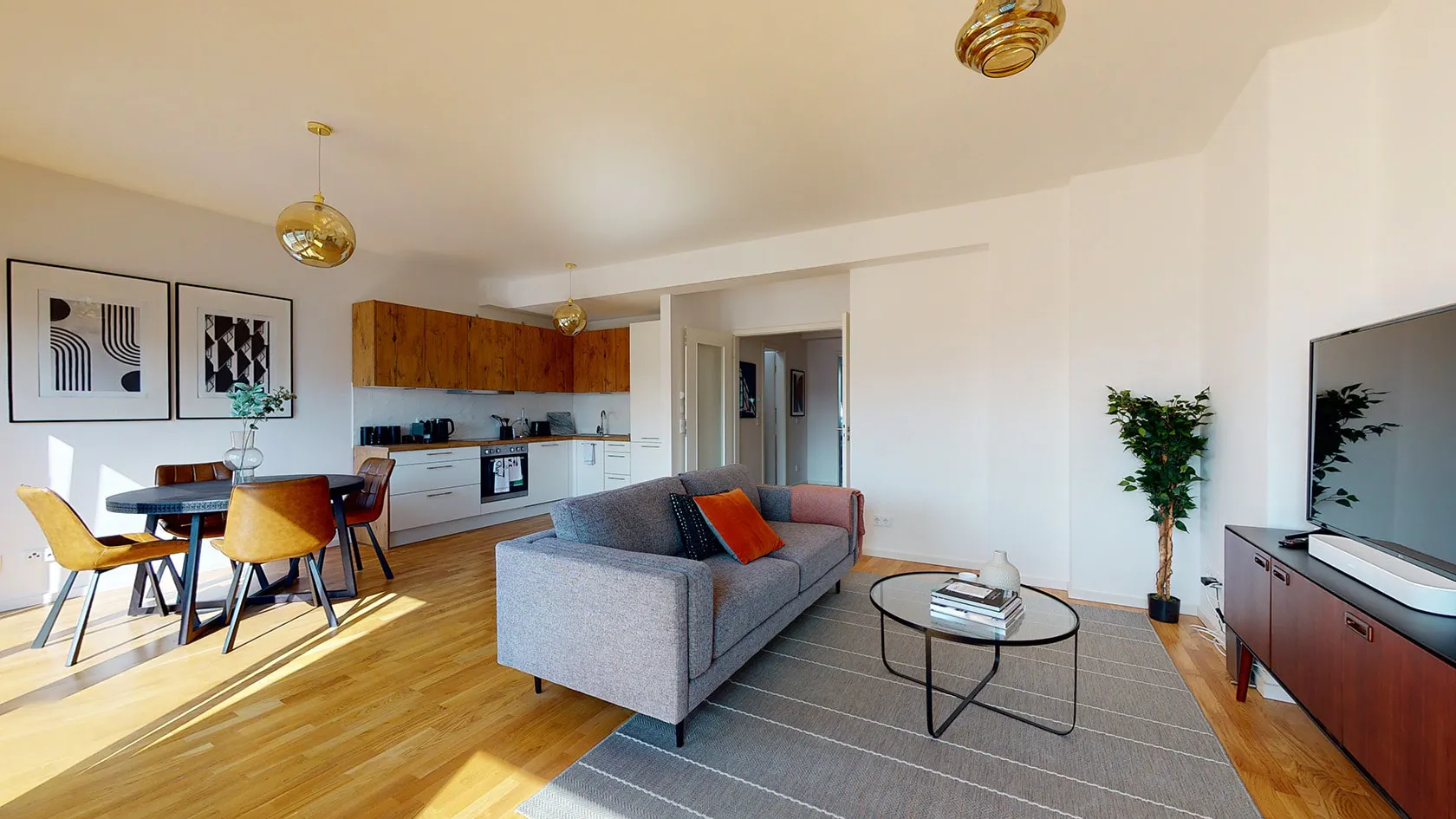 ROOM ROOM 1