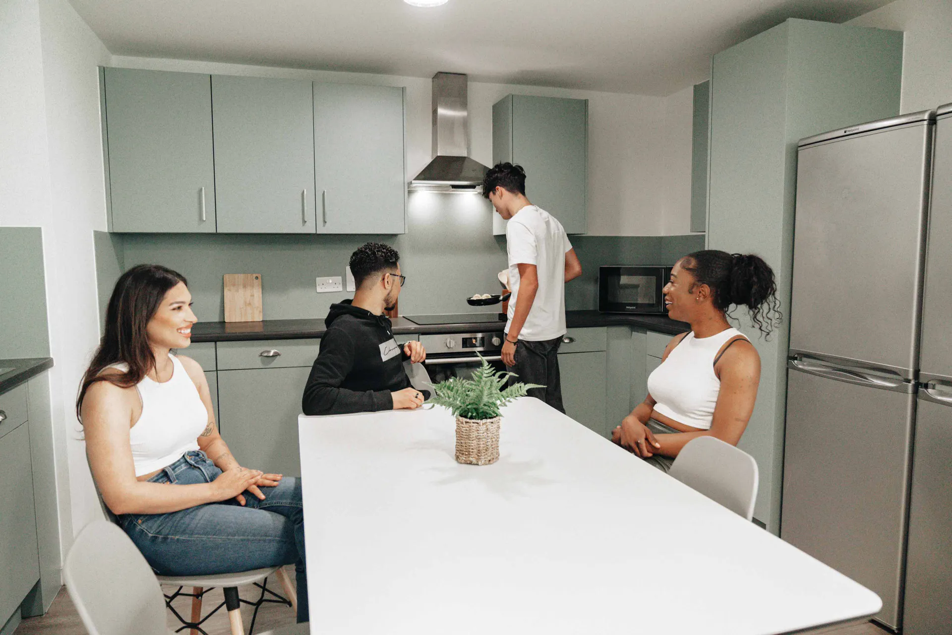 KITCHEN
