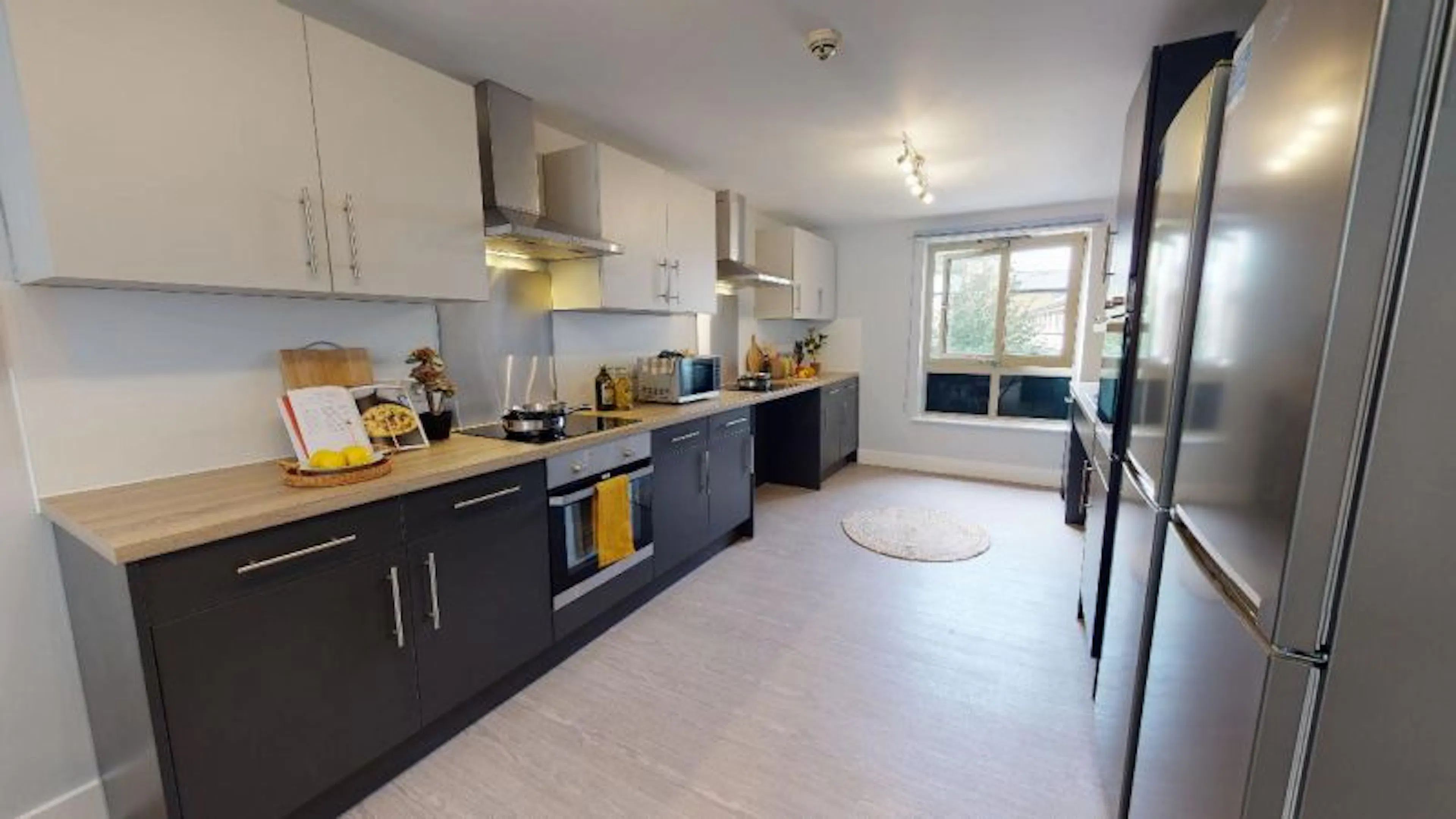 Bronze En Suite Plus KITCHEN 3