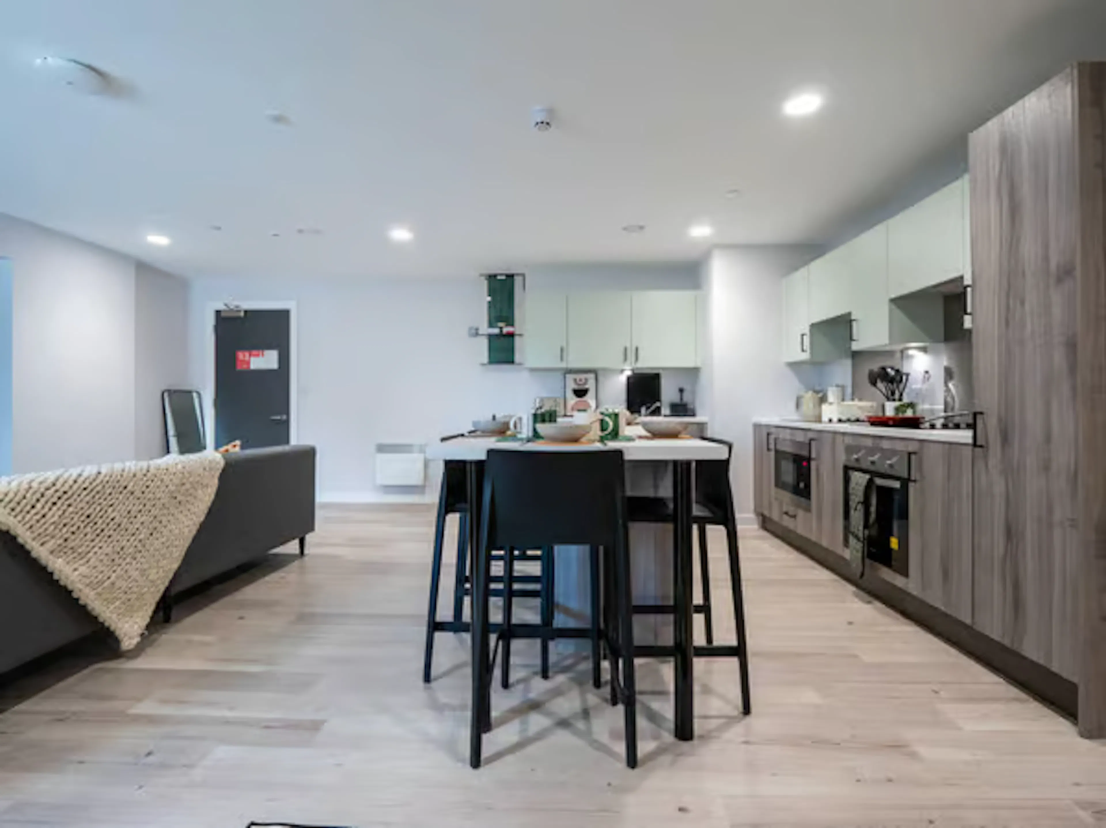Standard Ensuite KITCHEN 3