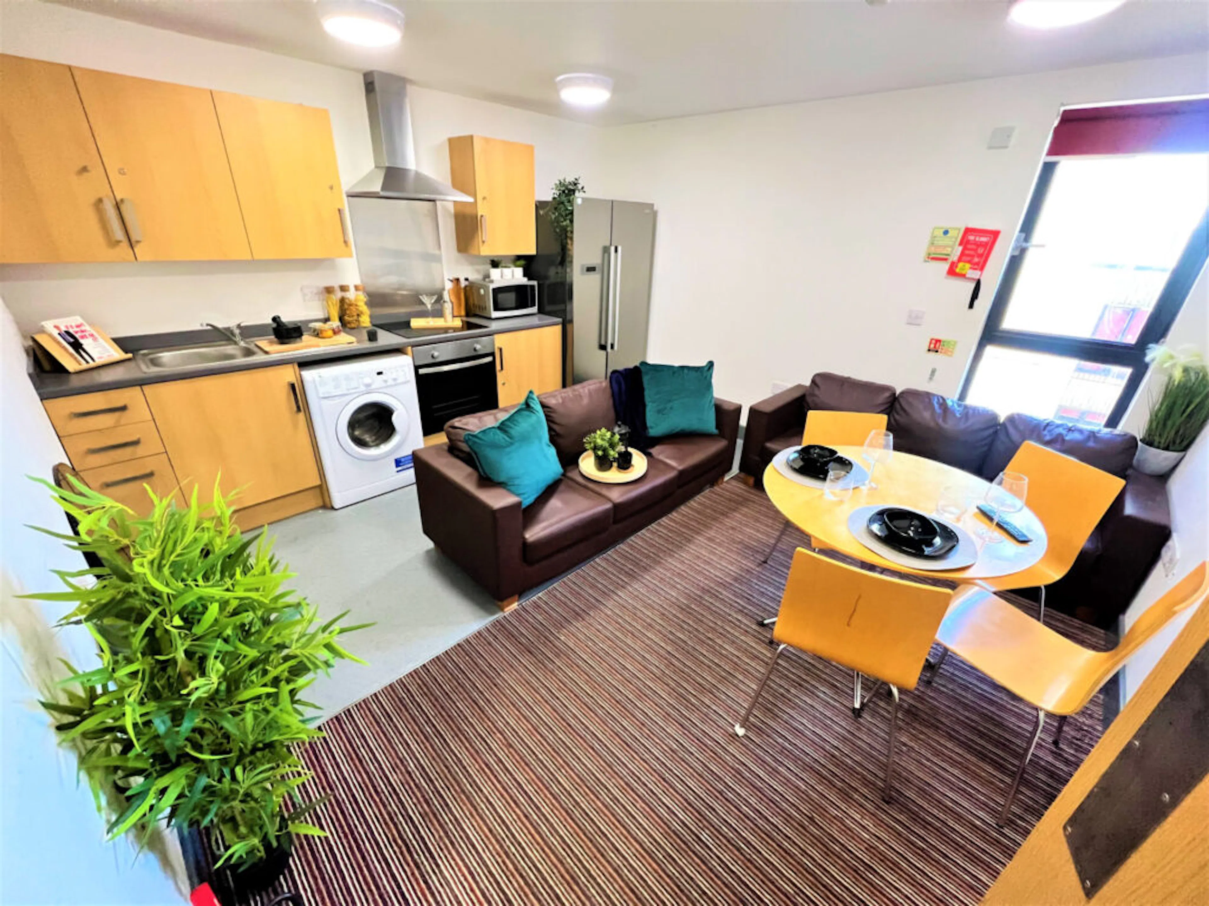 Deluxe En Suite KITCHEN 2