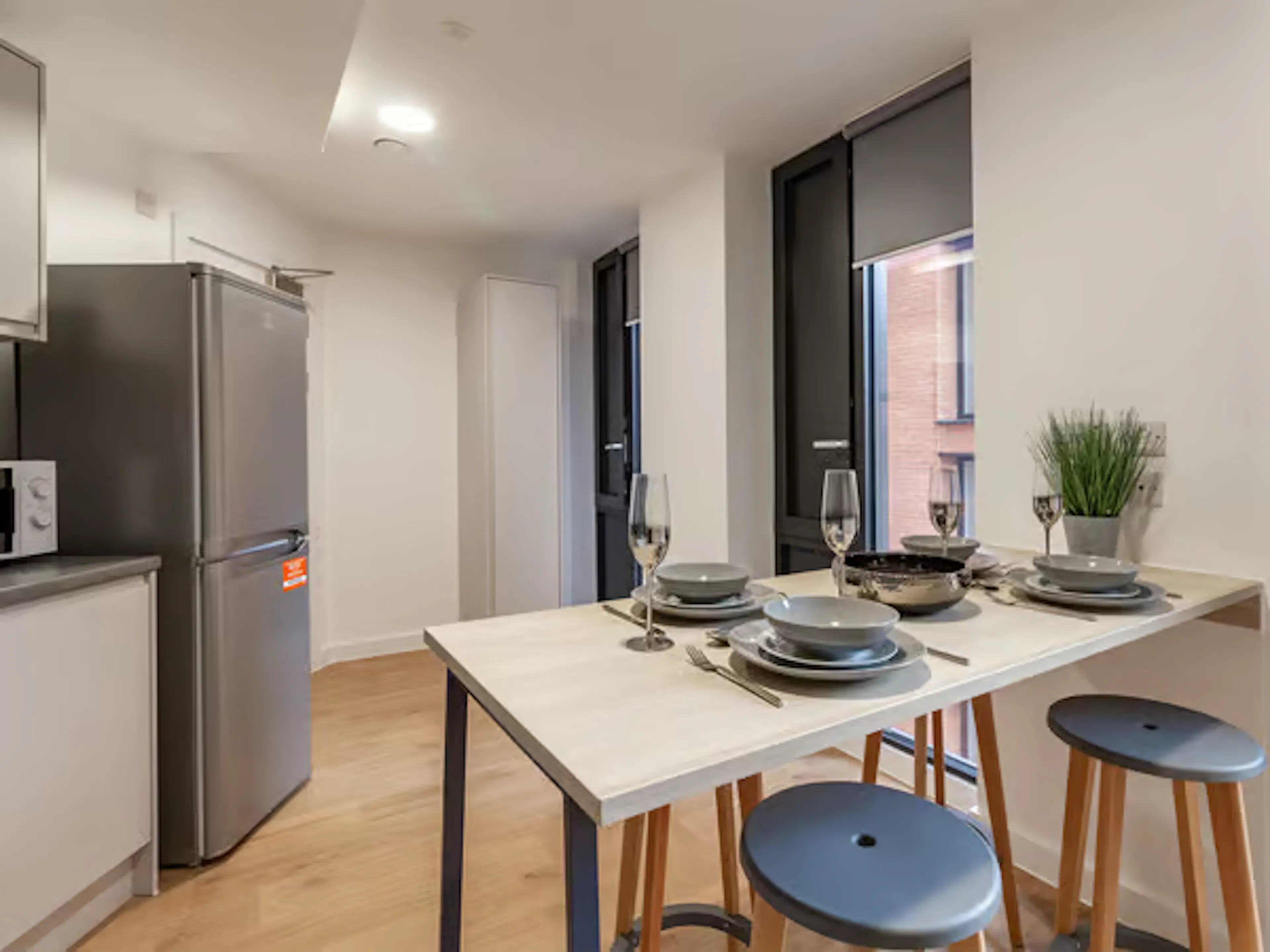 Classic 4 Bed Ensuite KITCHEN 4