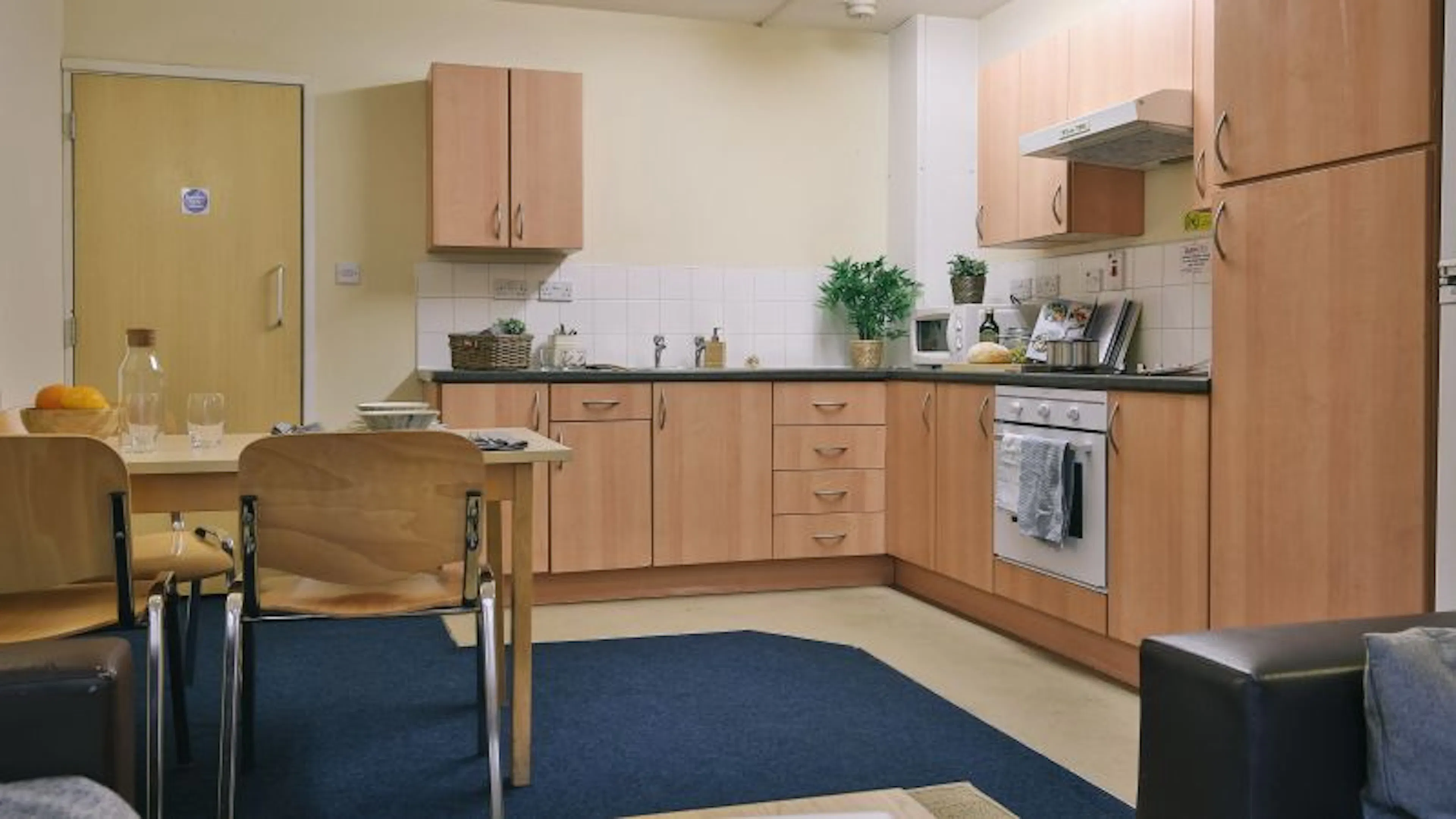Silver En Suite KITCHEN 4