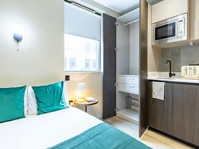 Awesome room image 3
