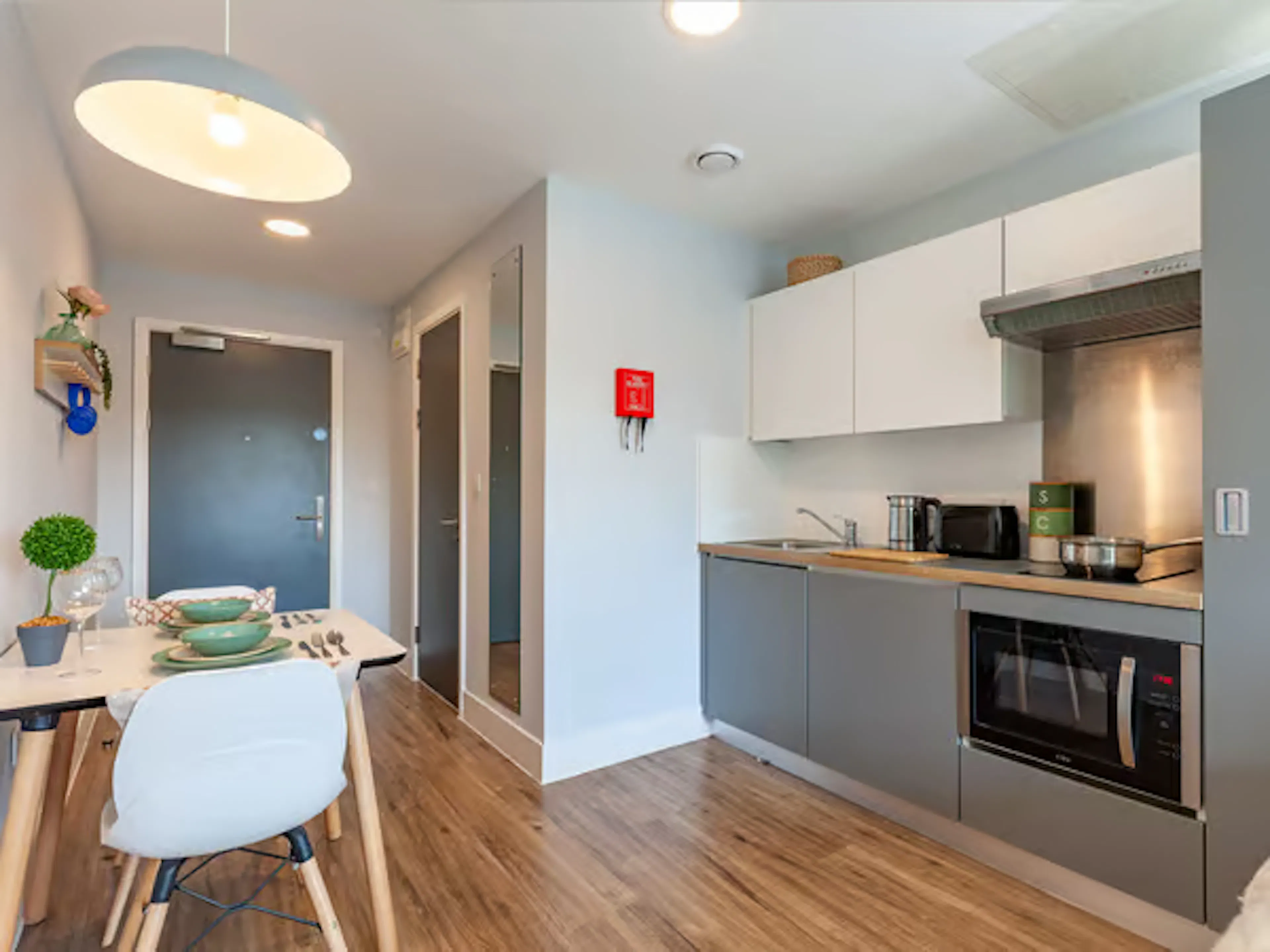 Premium Studio KITCHEN 4