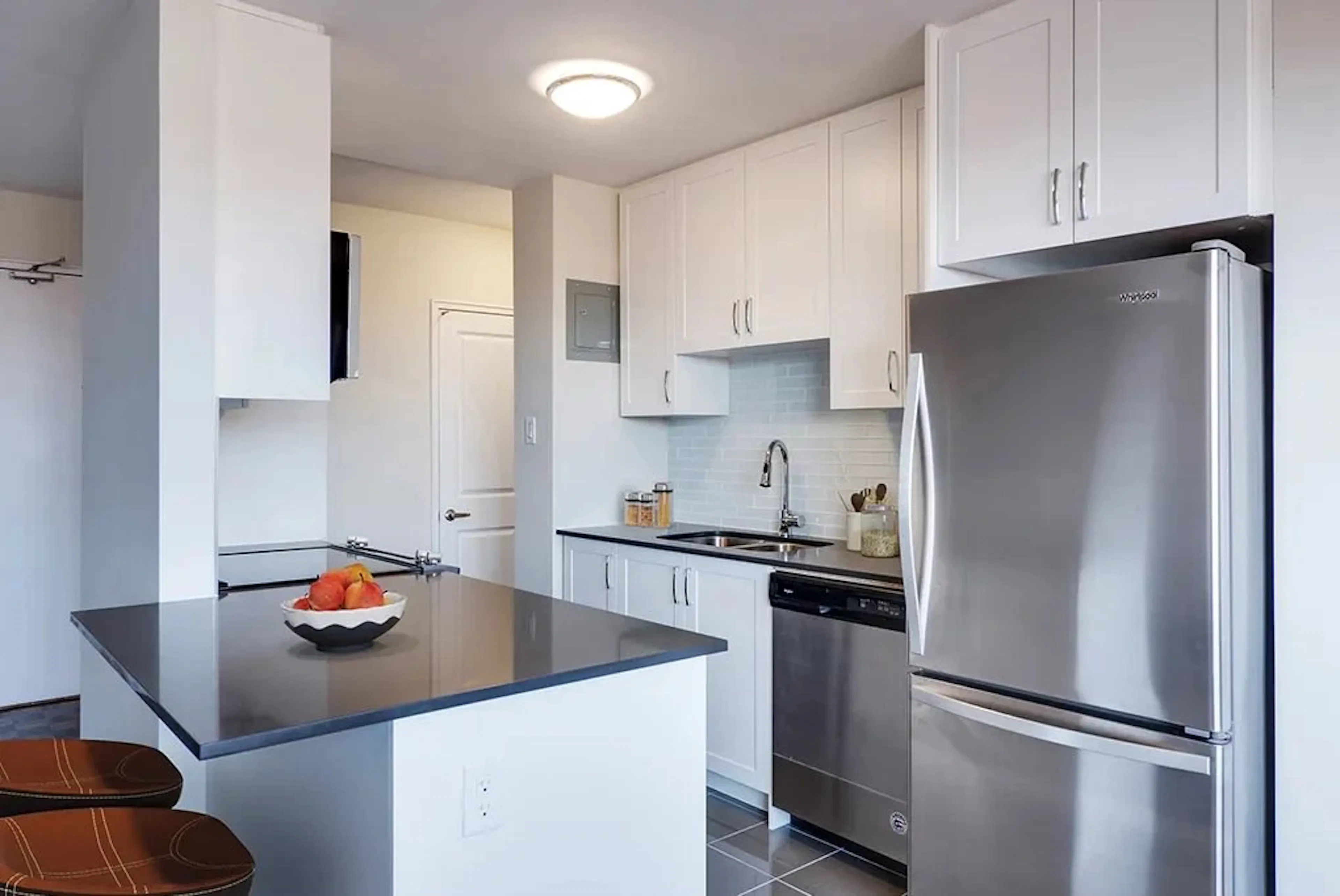 Silver Room KITCHEN 3