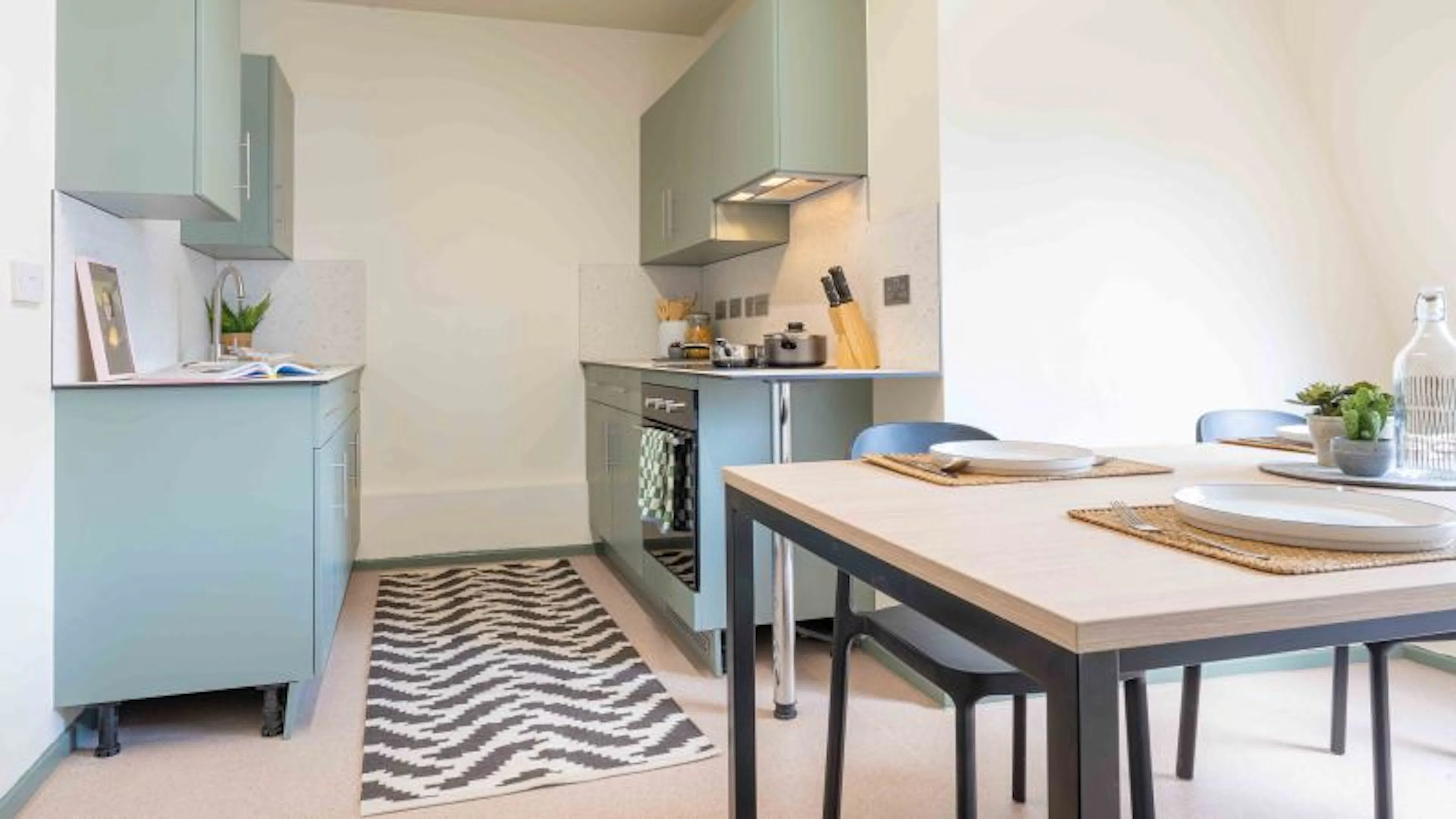 Silver Room KITCHEN 3