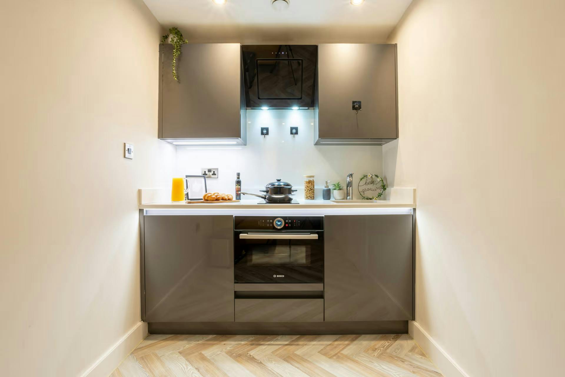 Gold 1 Bed Apartment