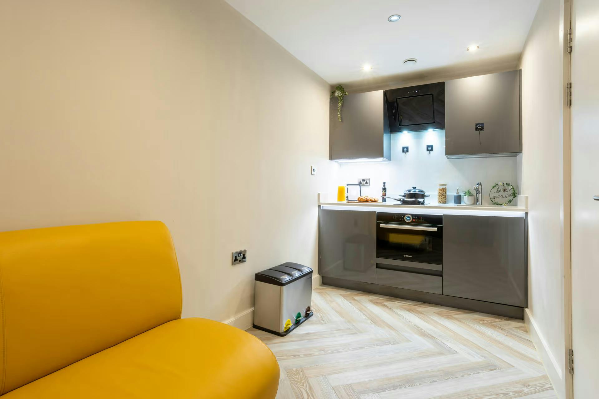 Gold 1 Bed Apartment