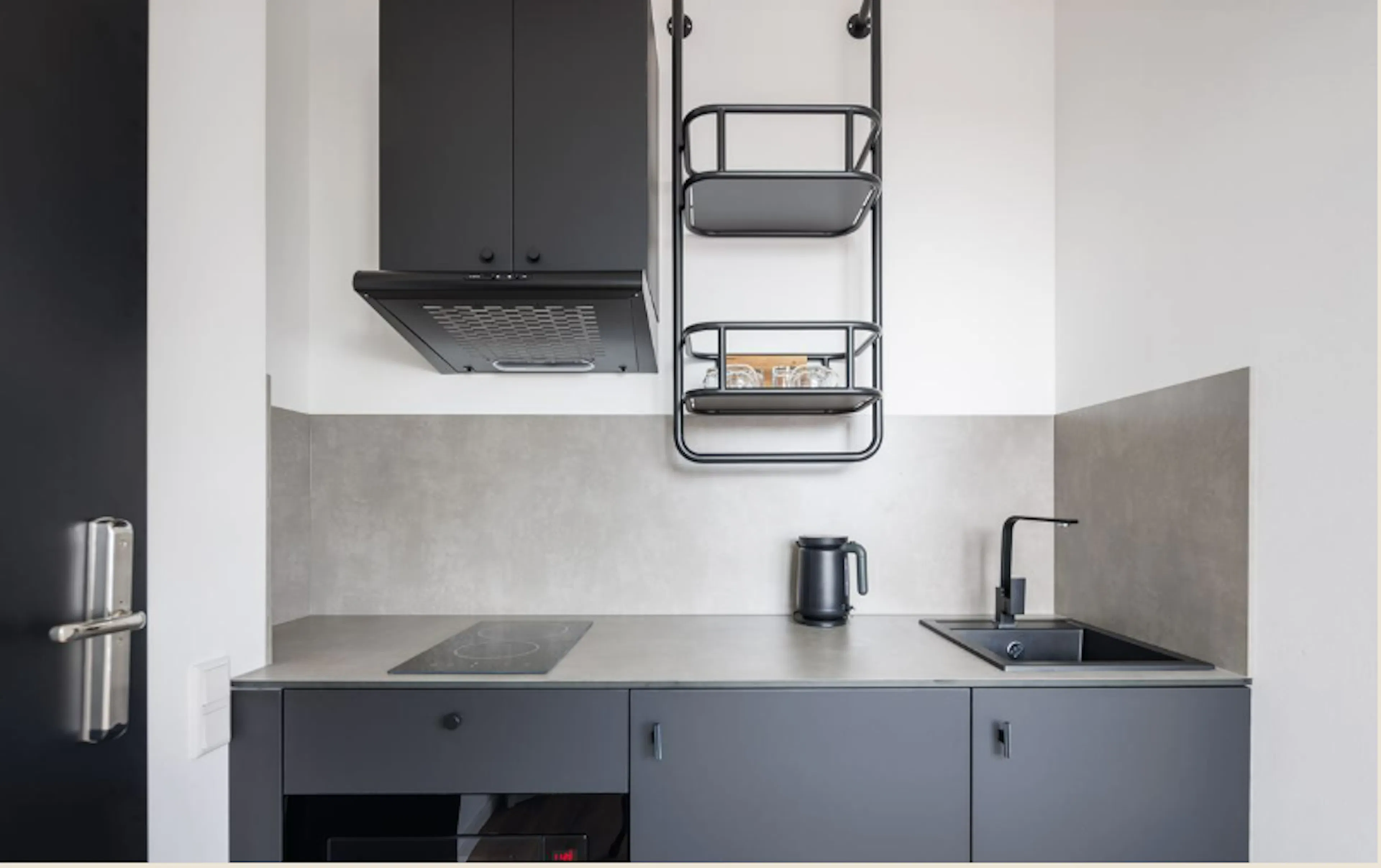 Big Studio KITCHEN 1
