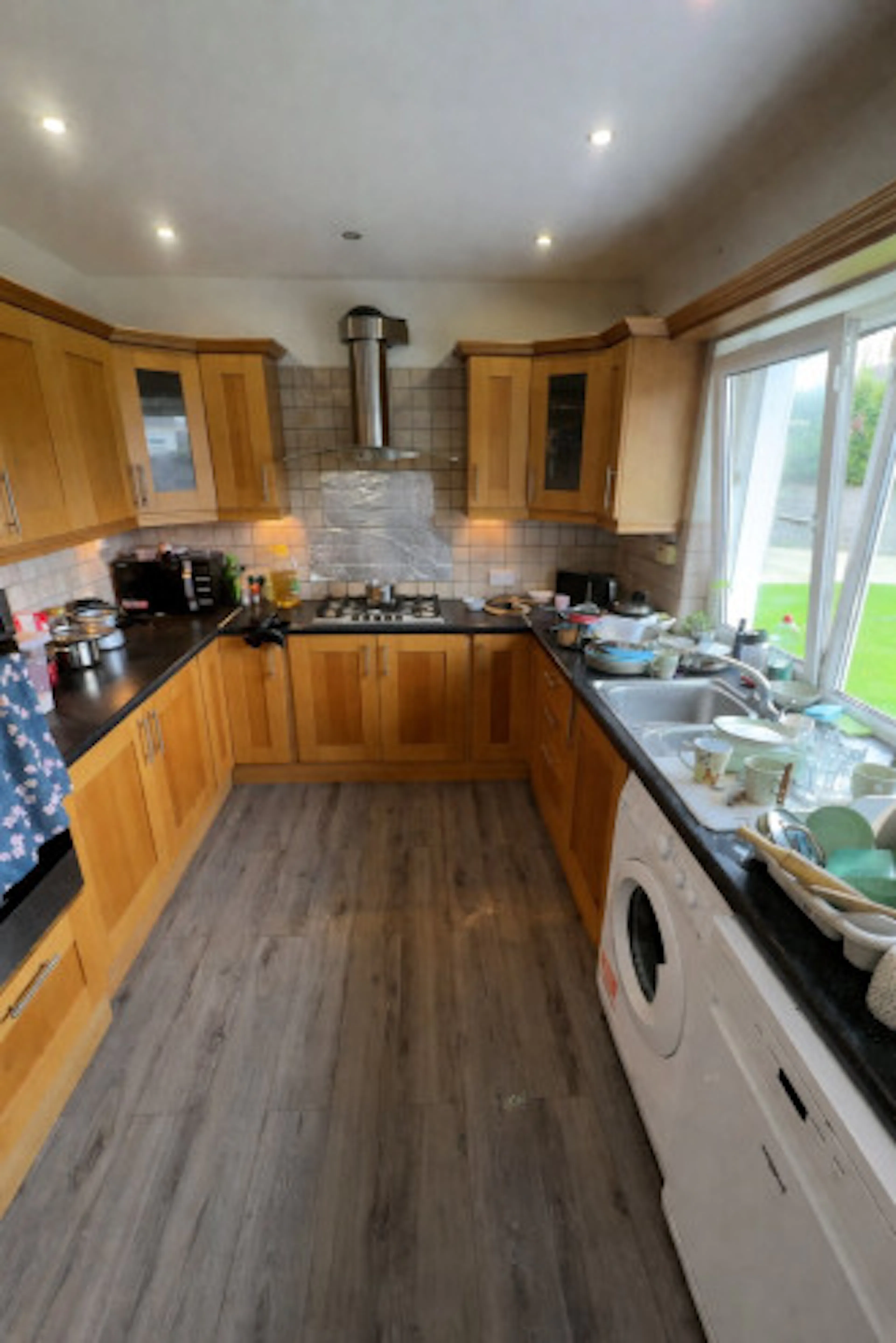 KITCHEN KITCHEN 4