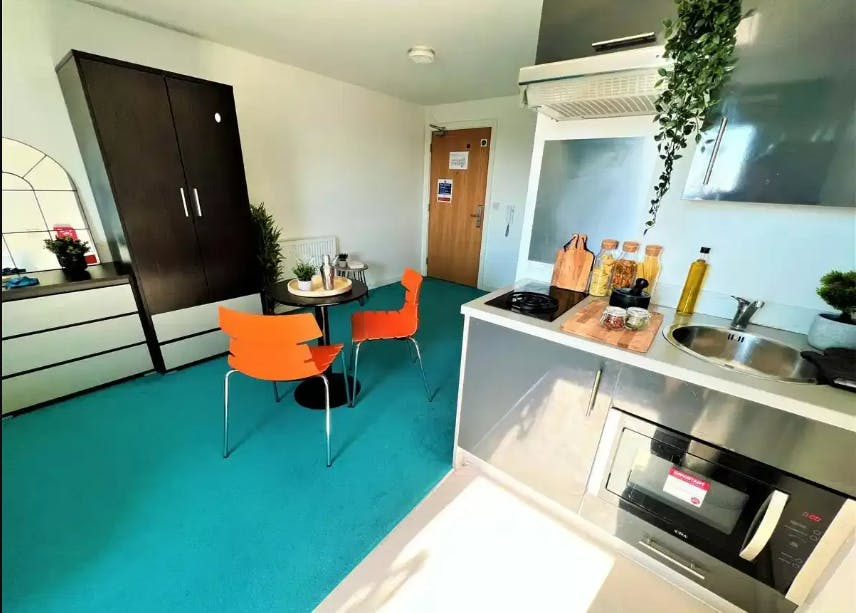 Premier Studio