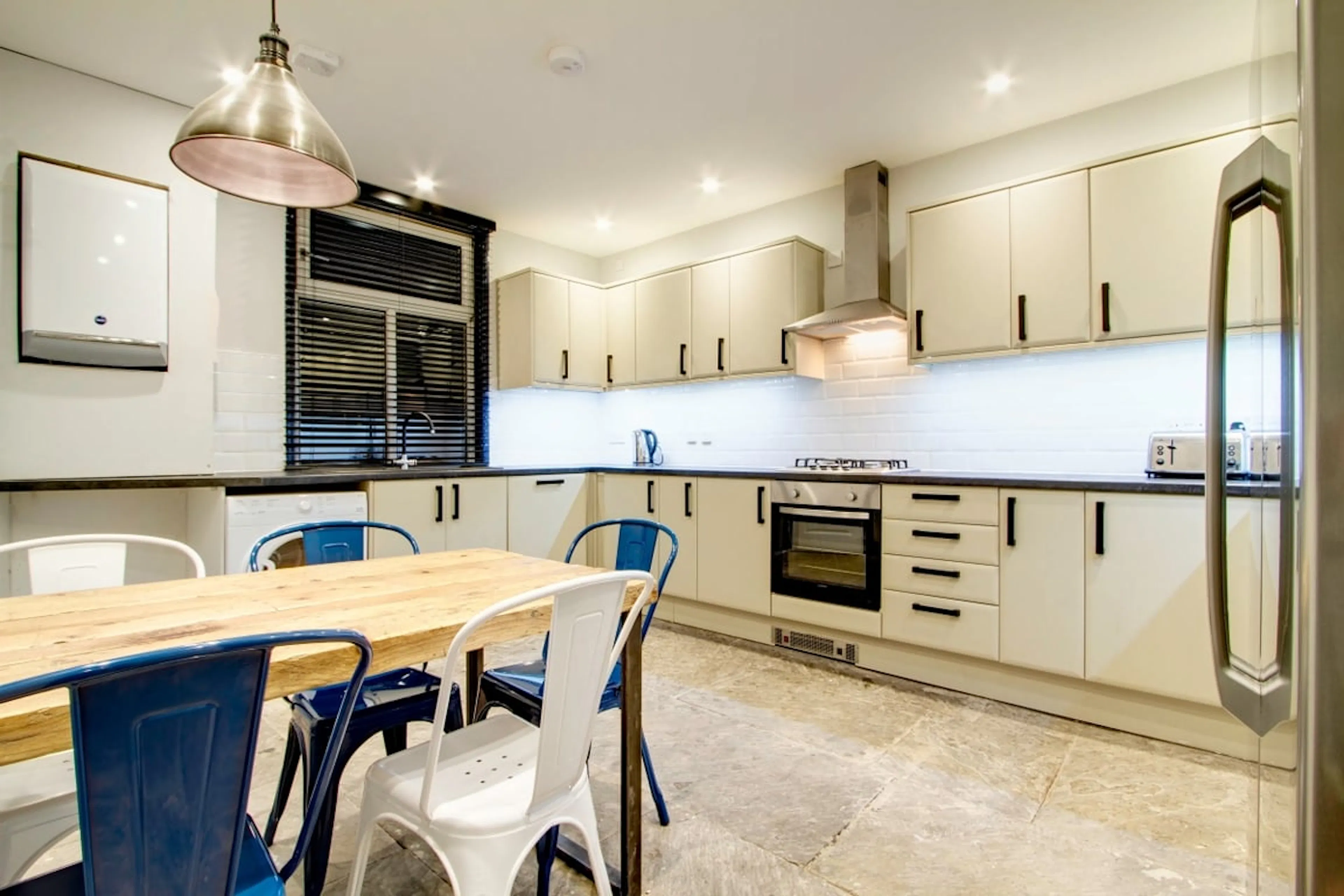 KITCHEN KITCHEN 4
