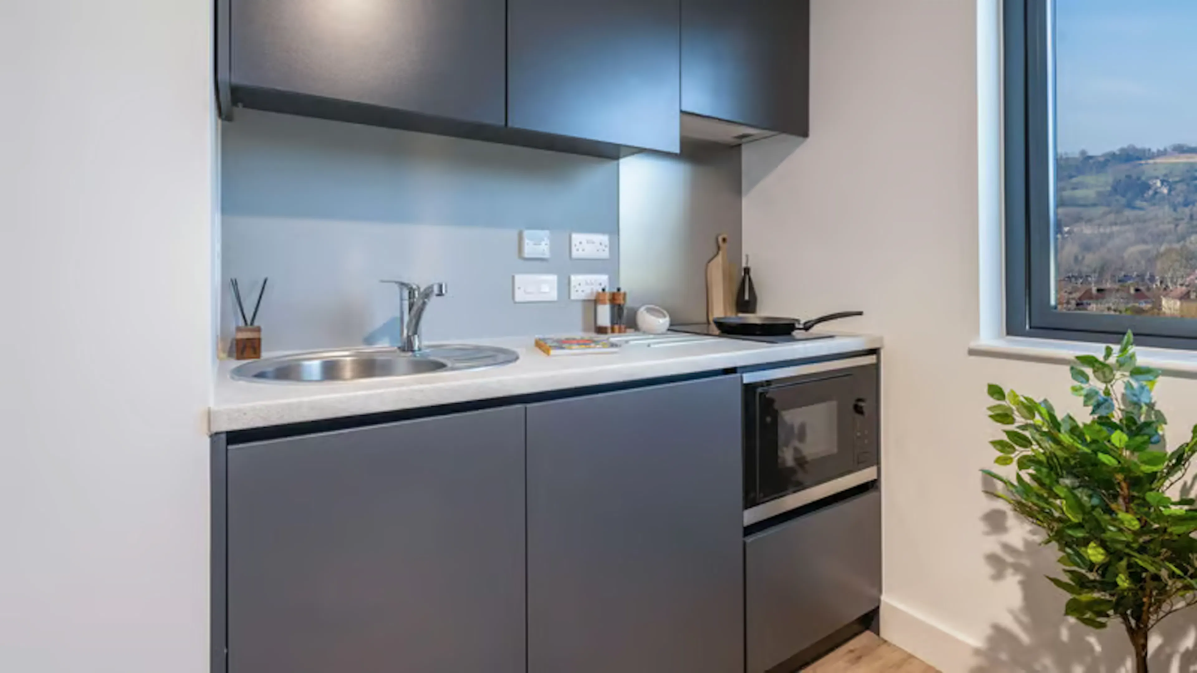 Classic Studio KITCHEN 2