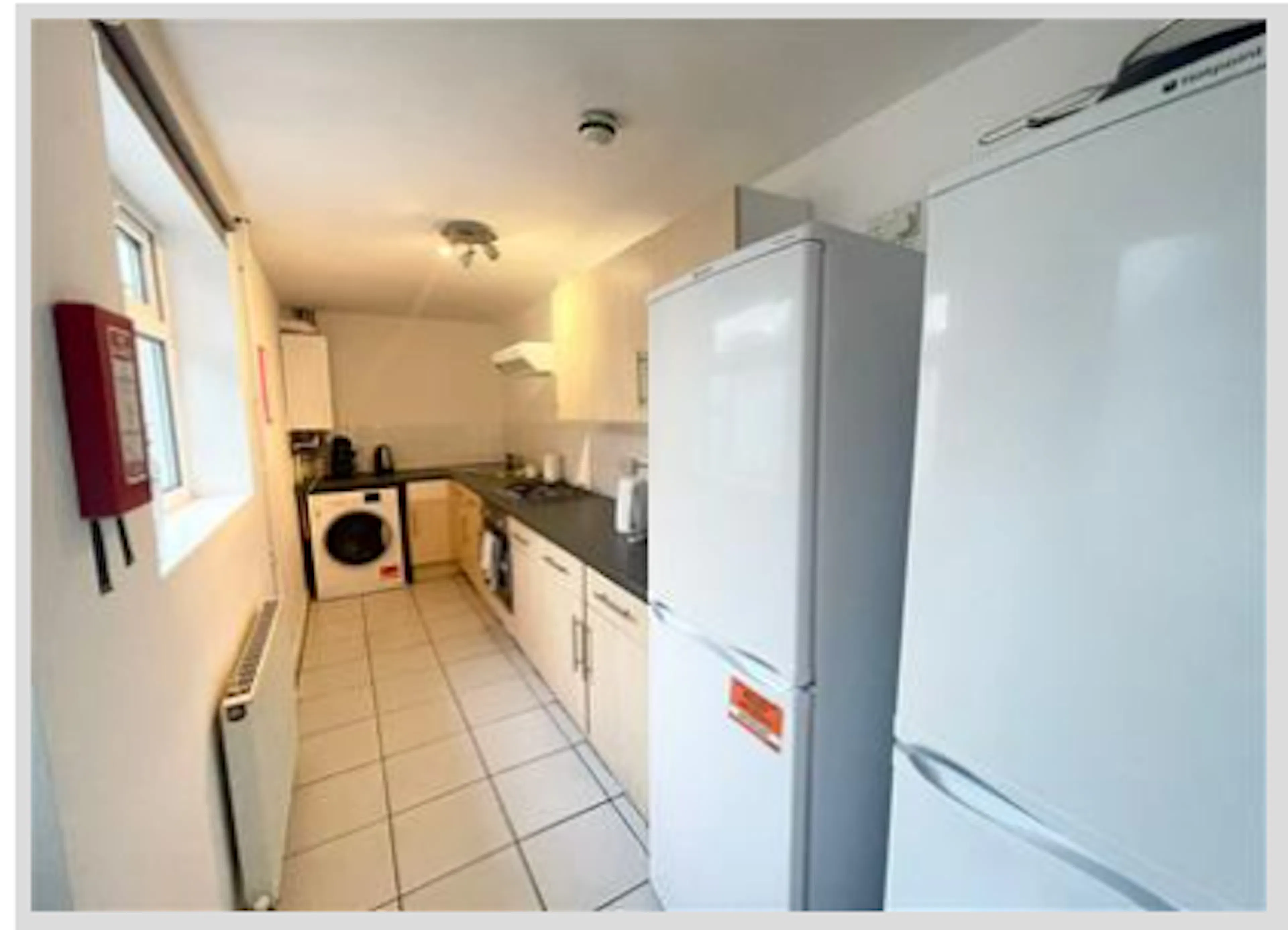 6 Bedroom Apartment KITCHEN 1