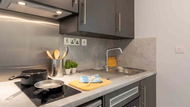 Gold One Bed Apartment Plus