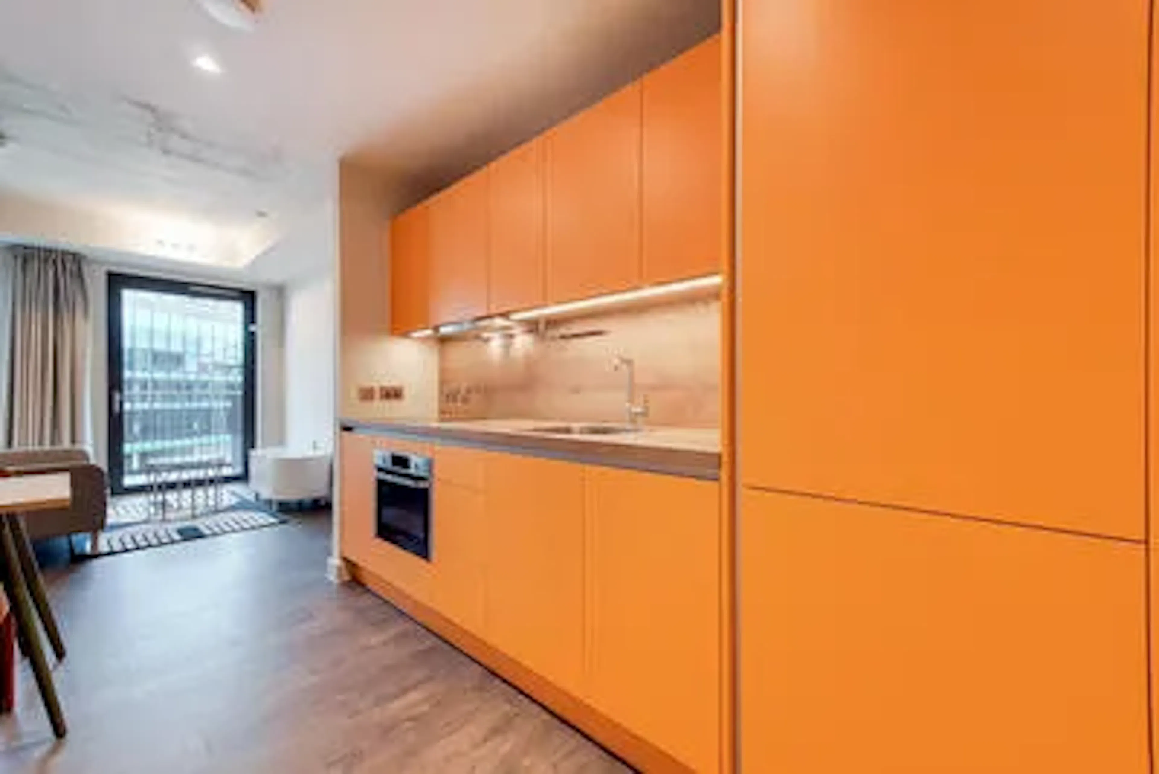 Studio KITCHEN 3