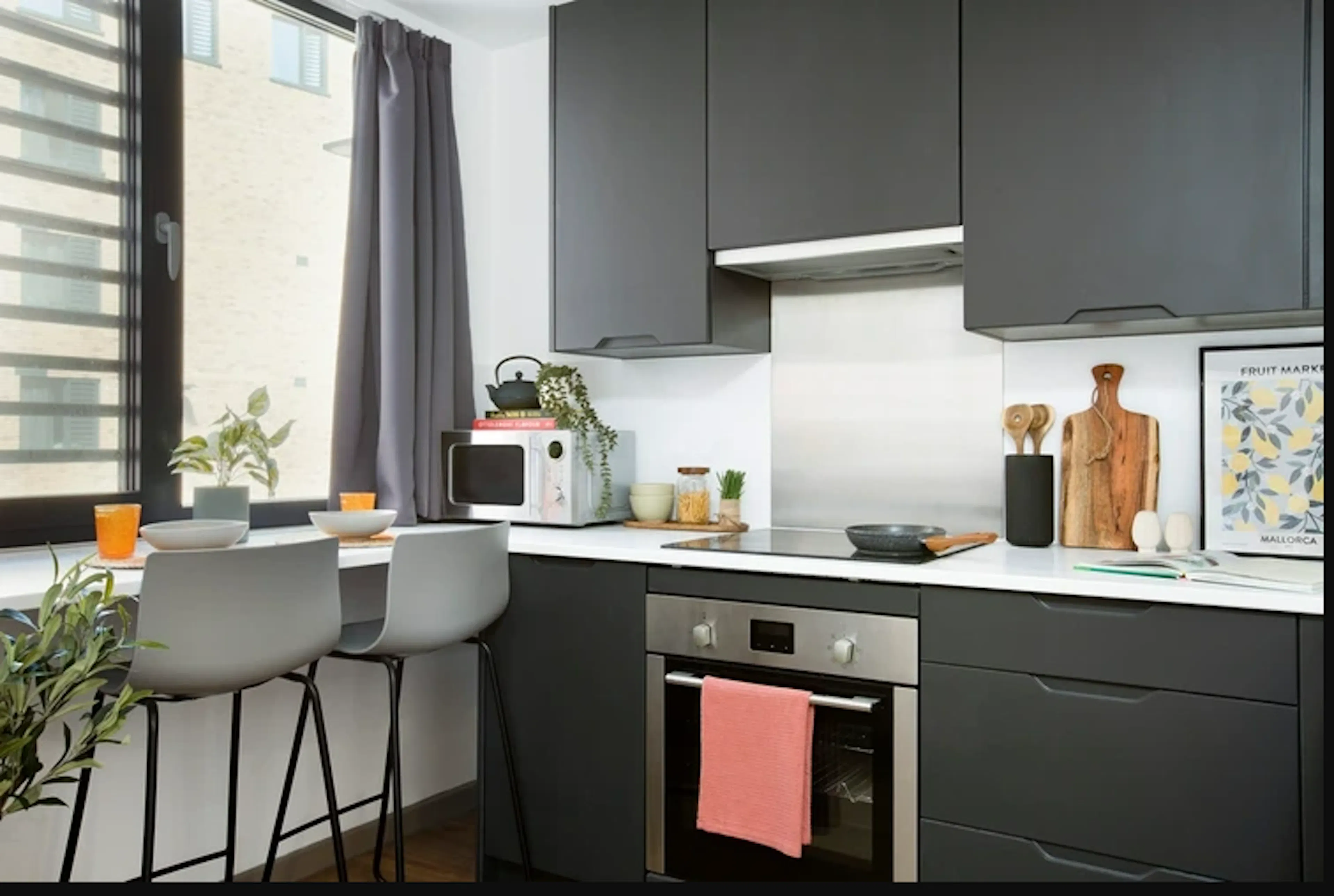 Studio Large Standard Double KITCHEN 2