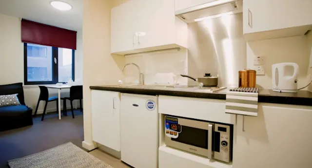 Standard Studio Plus room image 1