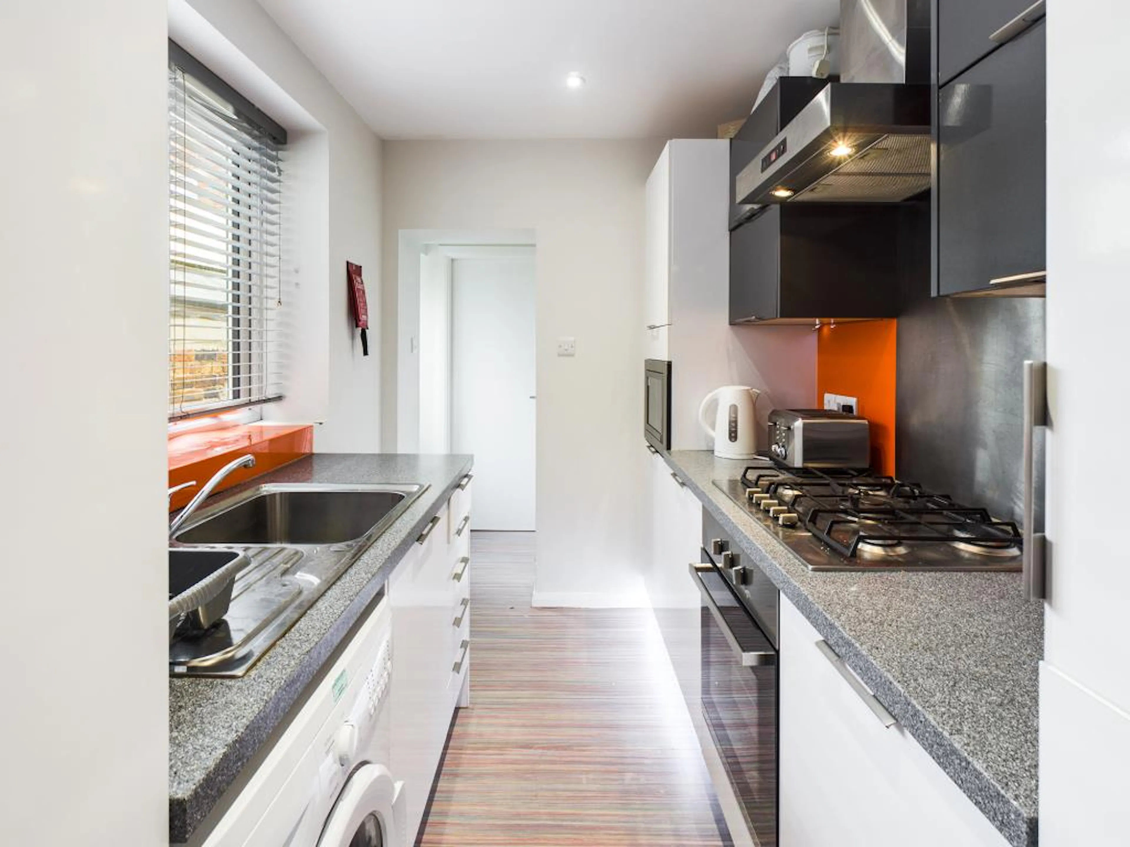 4 Bed Apartment KITCHEN 1