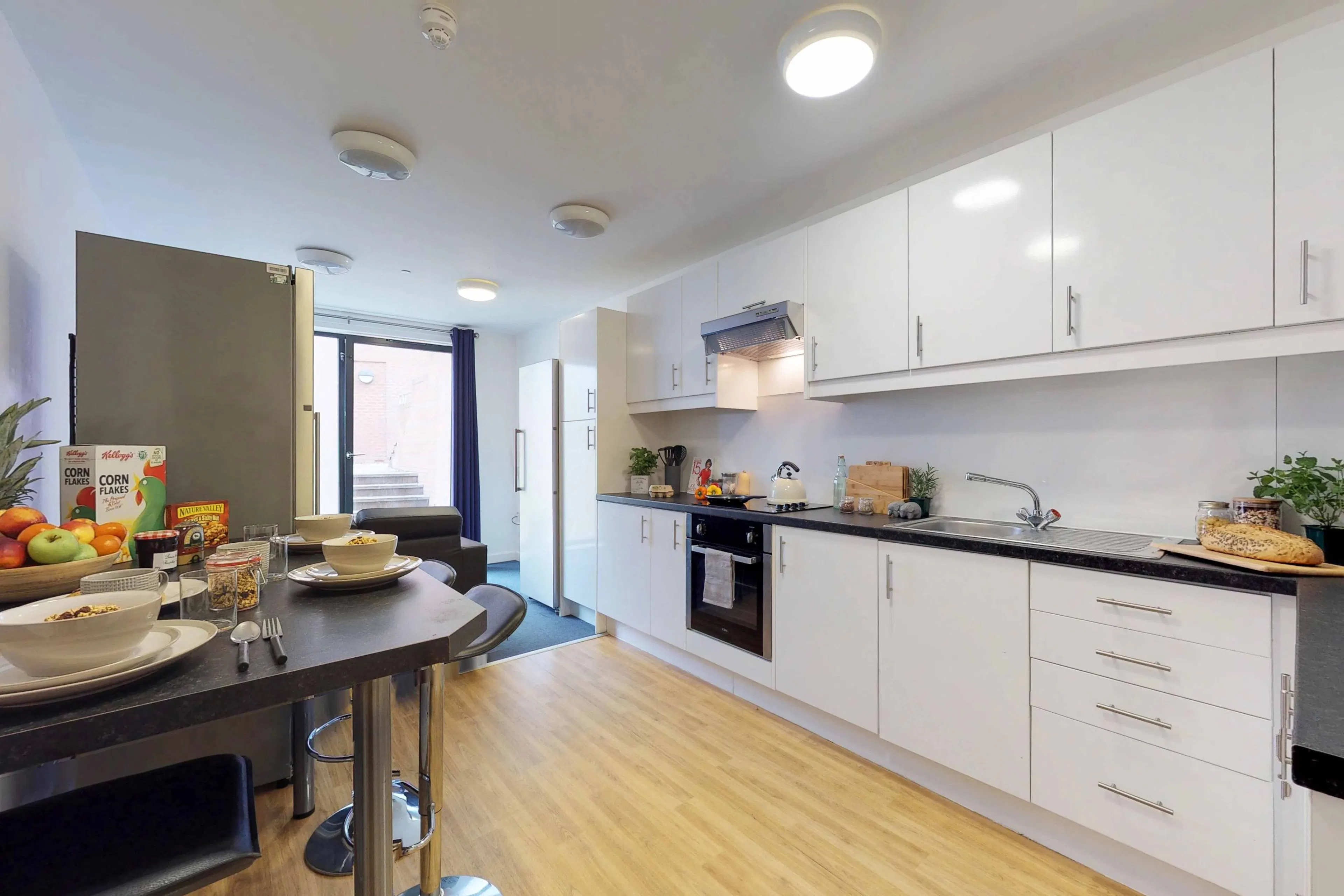 Classic Ensuite KITCHEN 3