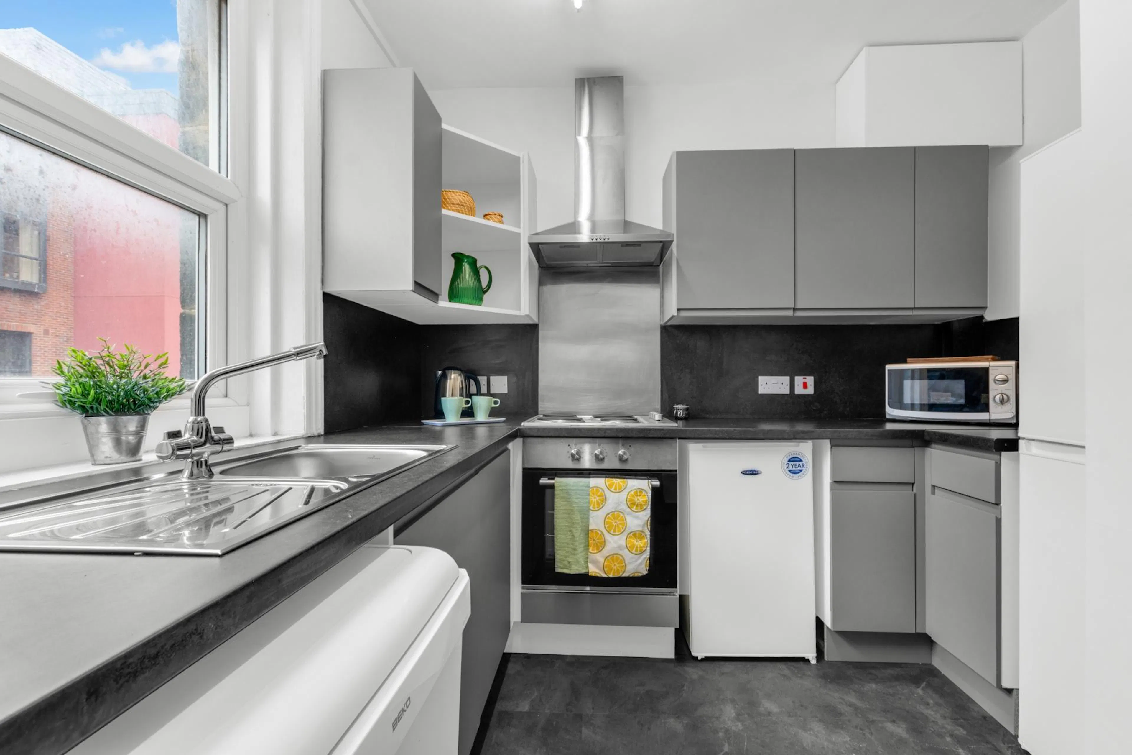 5 Bedroom Apartment KITCHEN 3