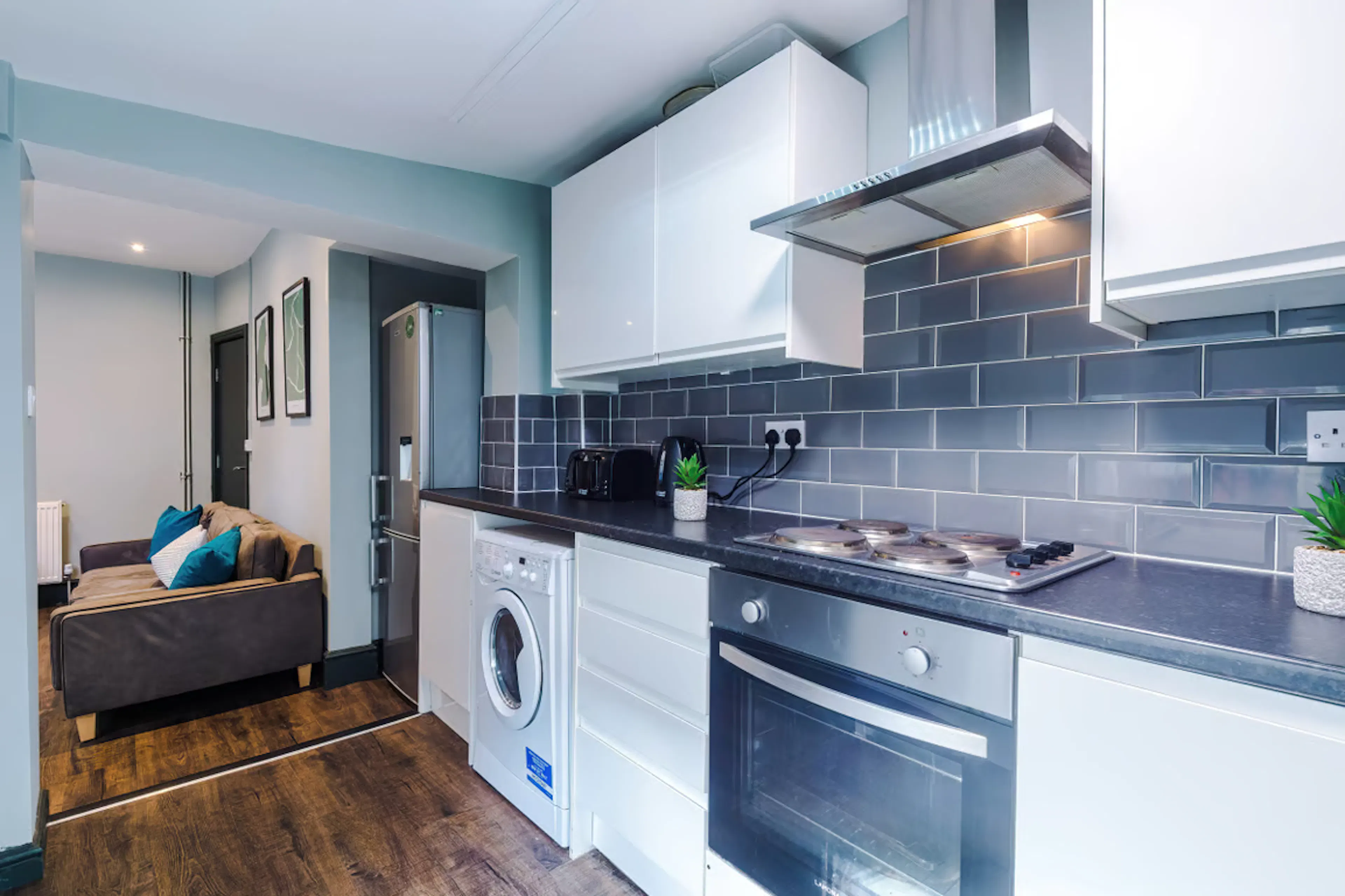 5 Bedroom Apartment KITCHEN 3