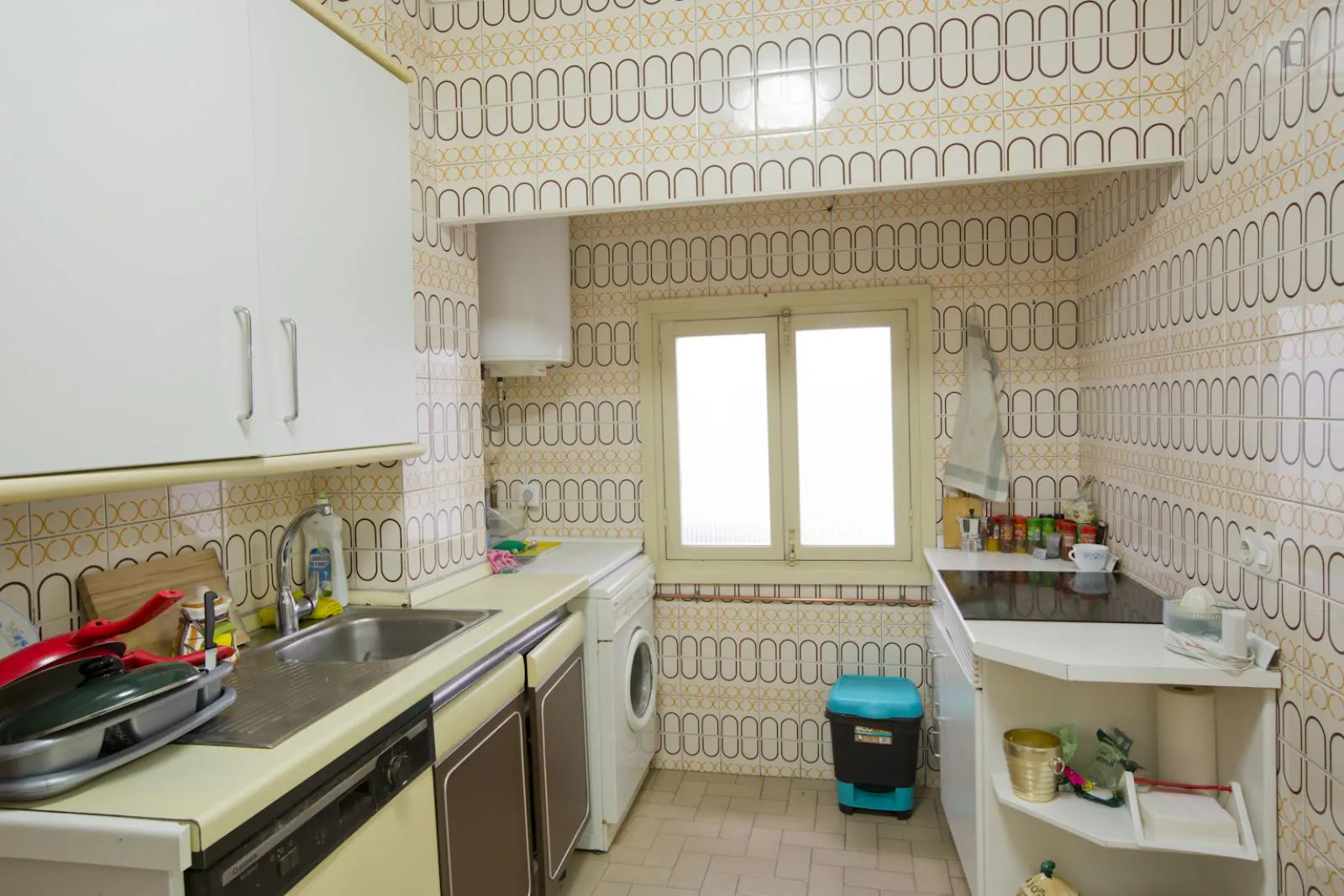 4 Bedroom Apartment KITCHEN 2