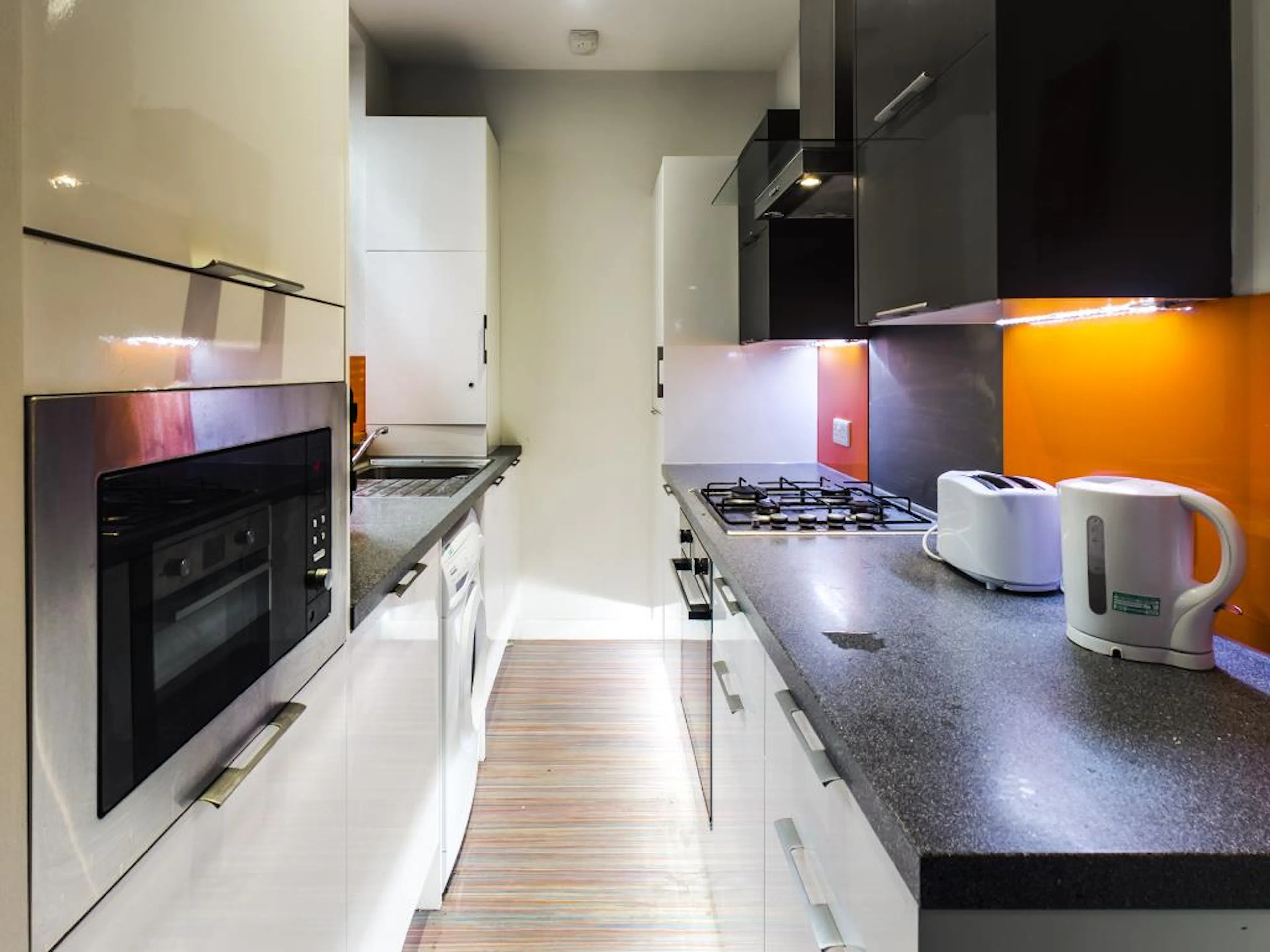 4 Bed Apartment KITCHEN 1