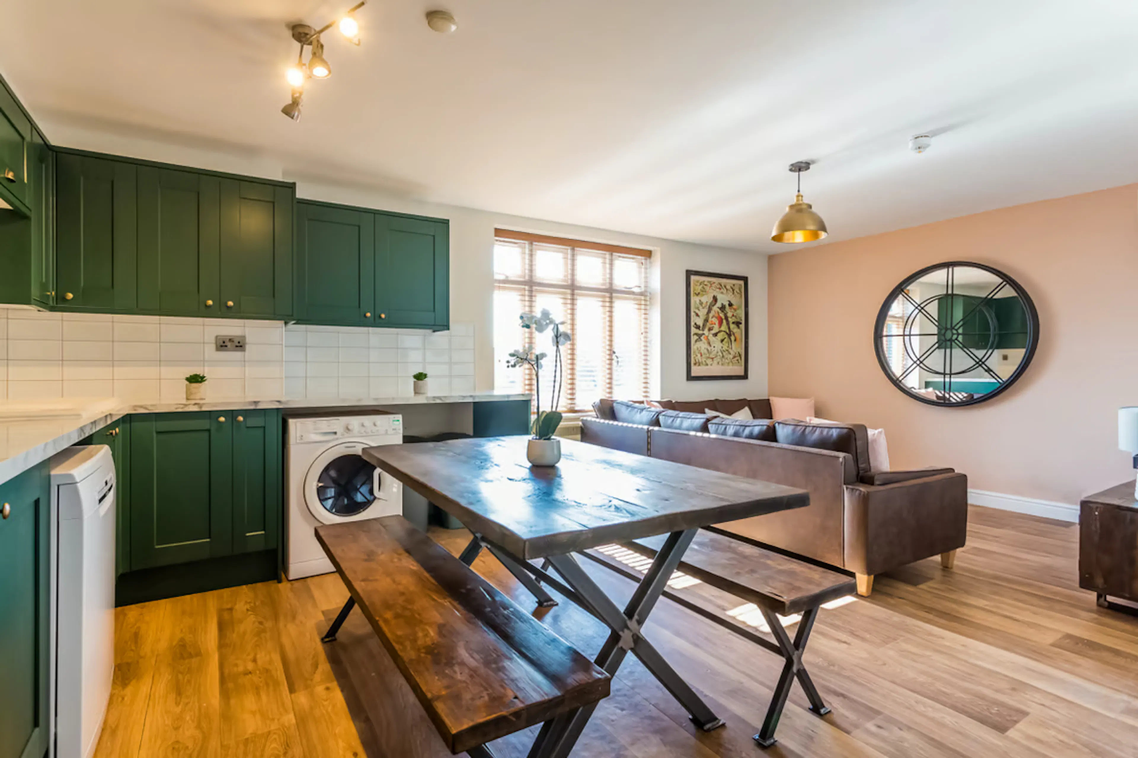 8 Bedroom Apartment KITCHEN 3