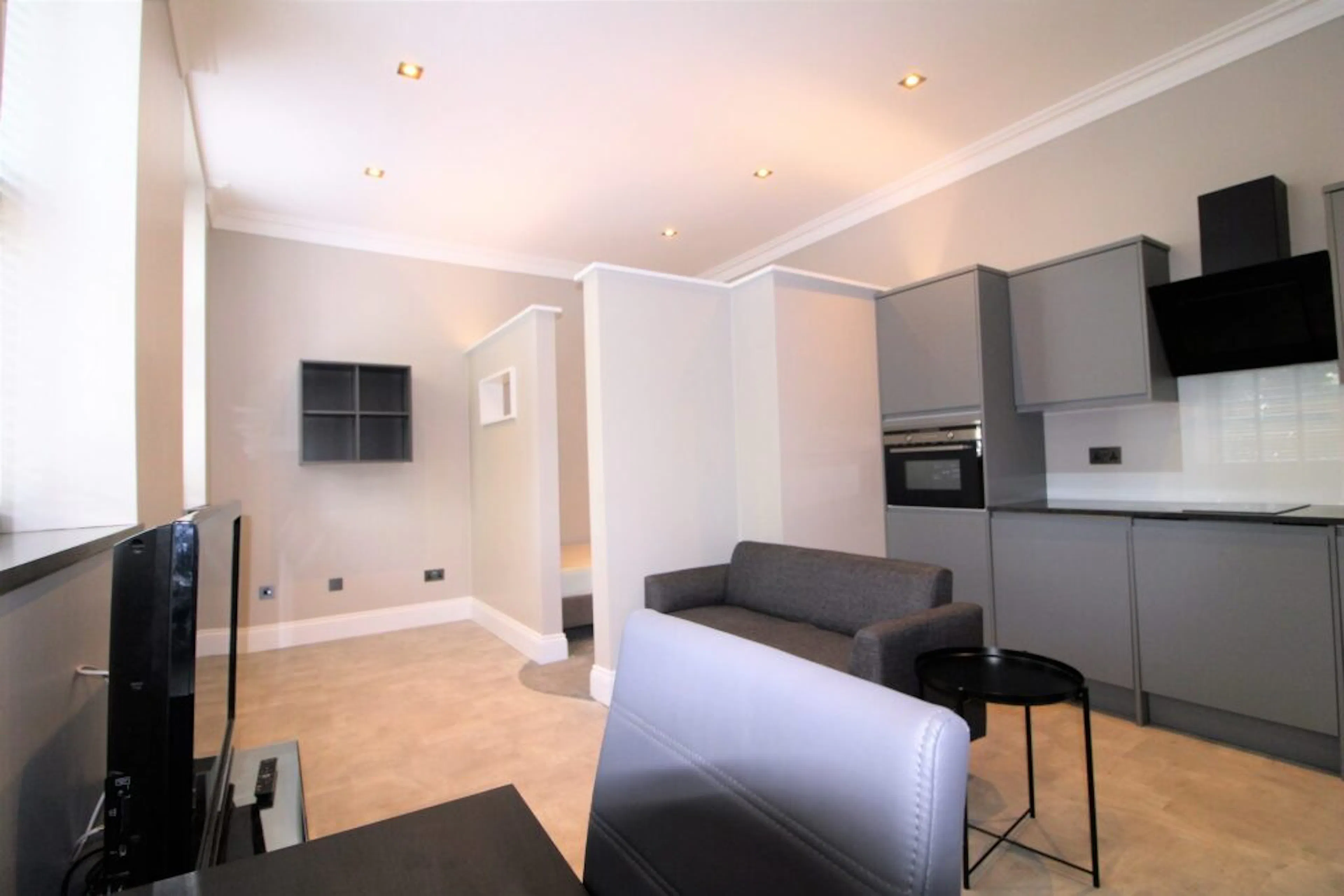 1 Bedroom Apartment KITCHEN 3