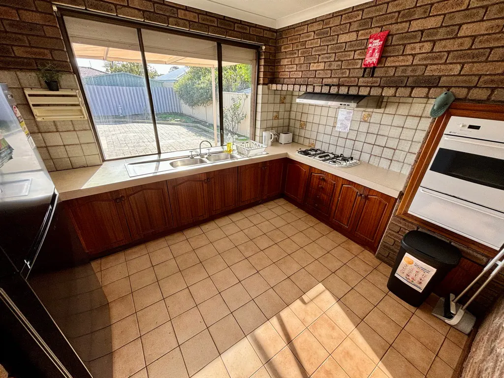 Room 1 KITCHEN 1