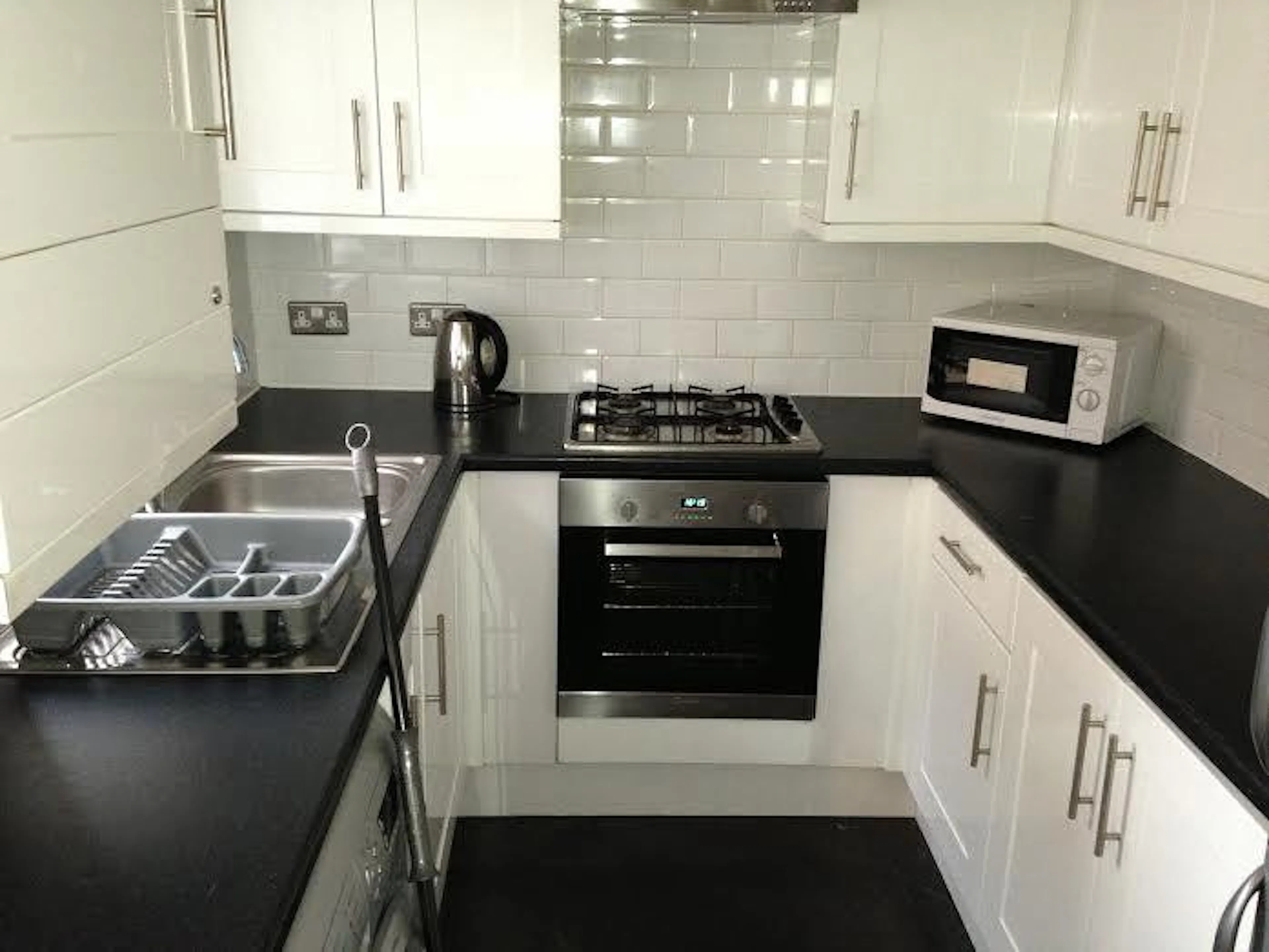KITCHEN KITCHEN 4