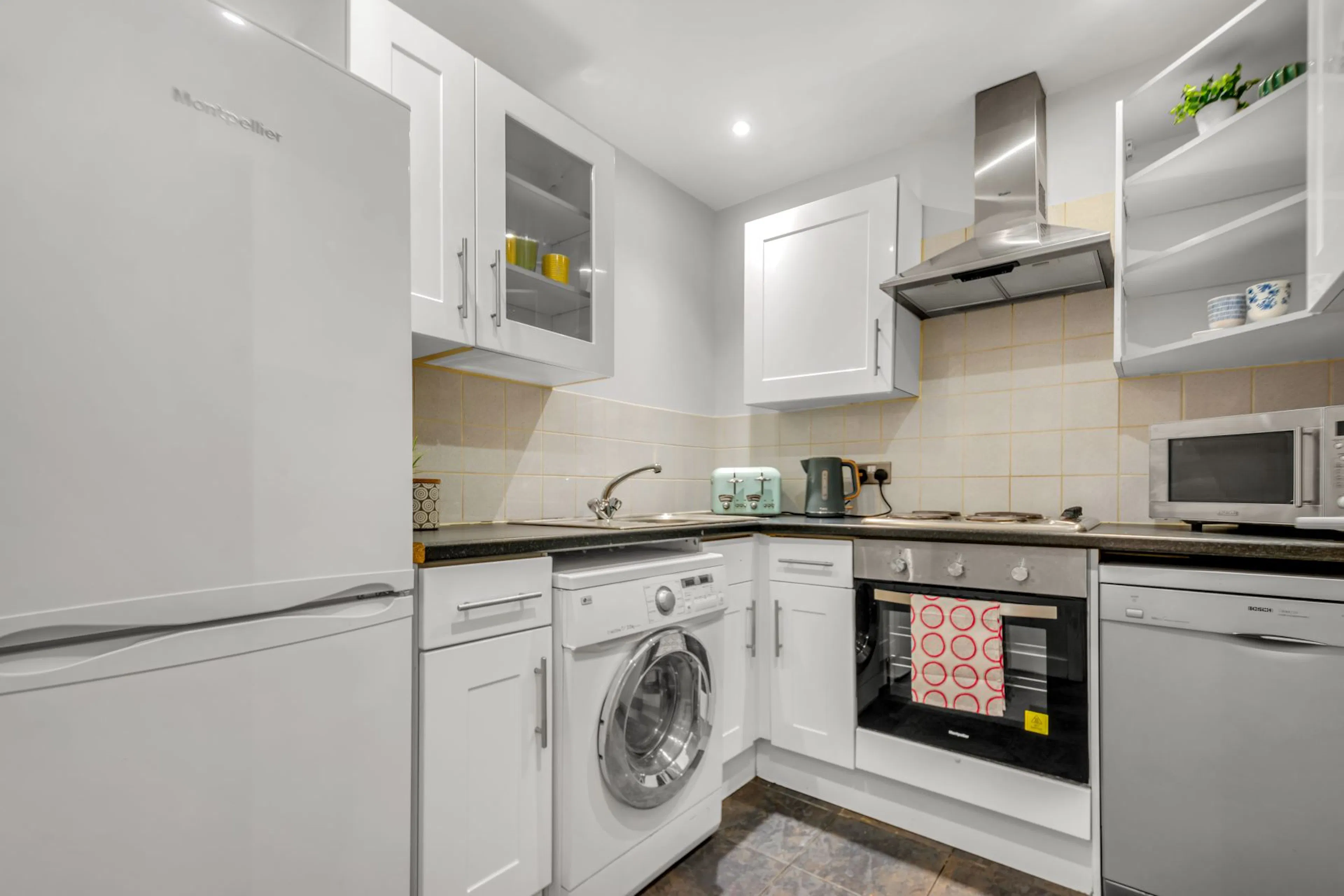 3 Bedroom Apartment KITCHEN 4
