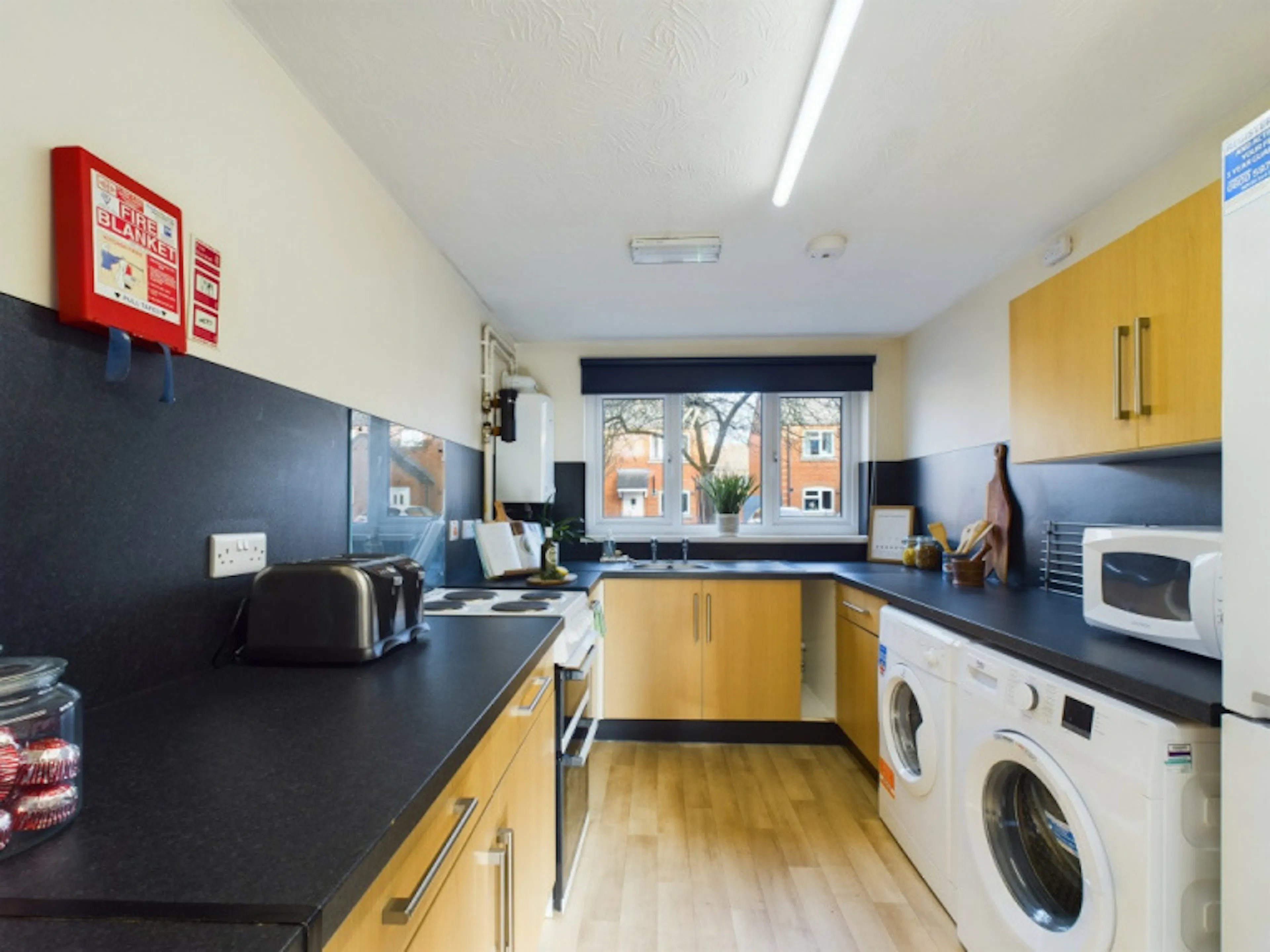 6 Bedroom Apartment KITCHEN 1