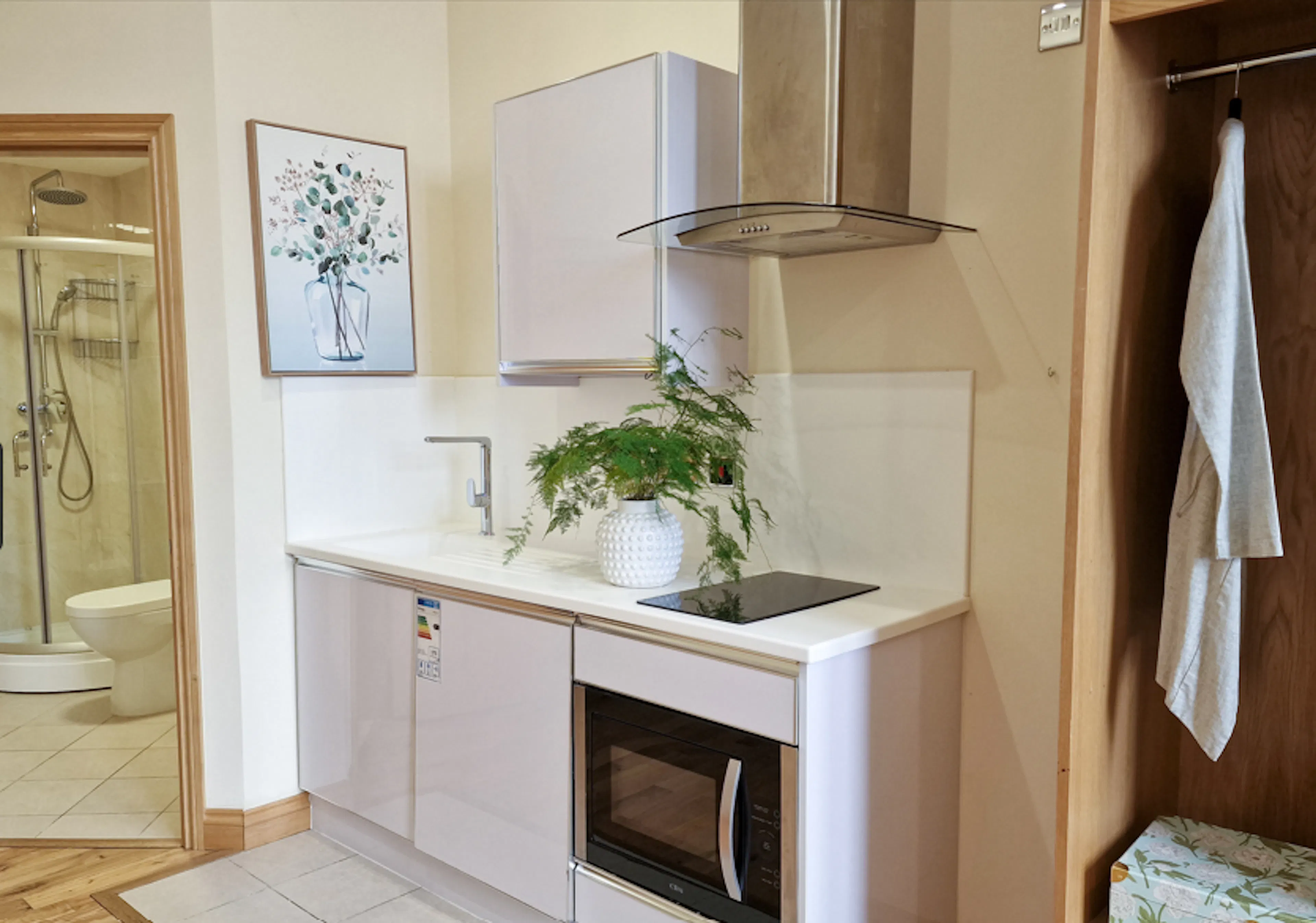 KITCHEN KITCHEN 3
