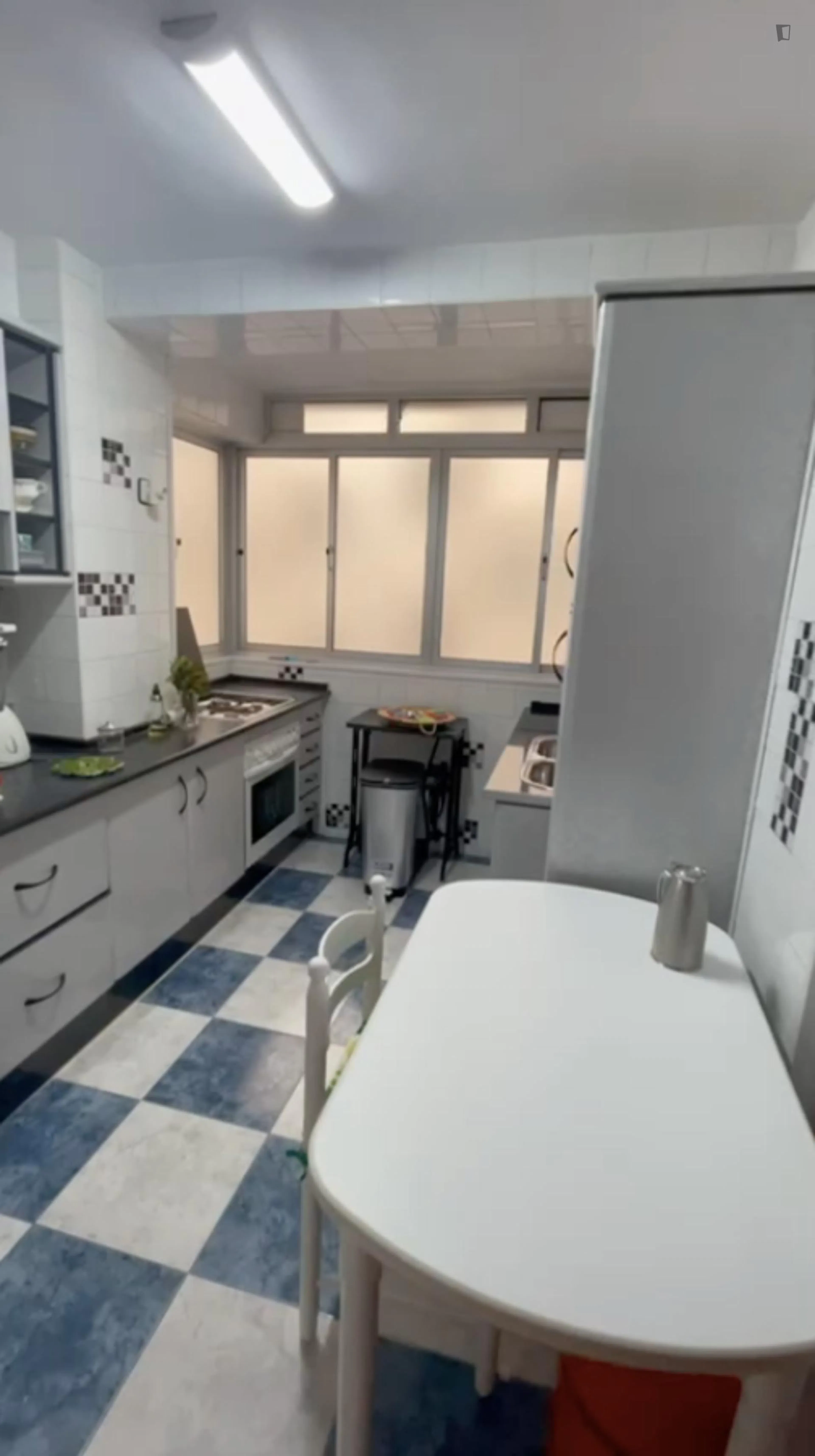 4 Bedroom Apartment KITCHEN 2