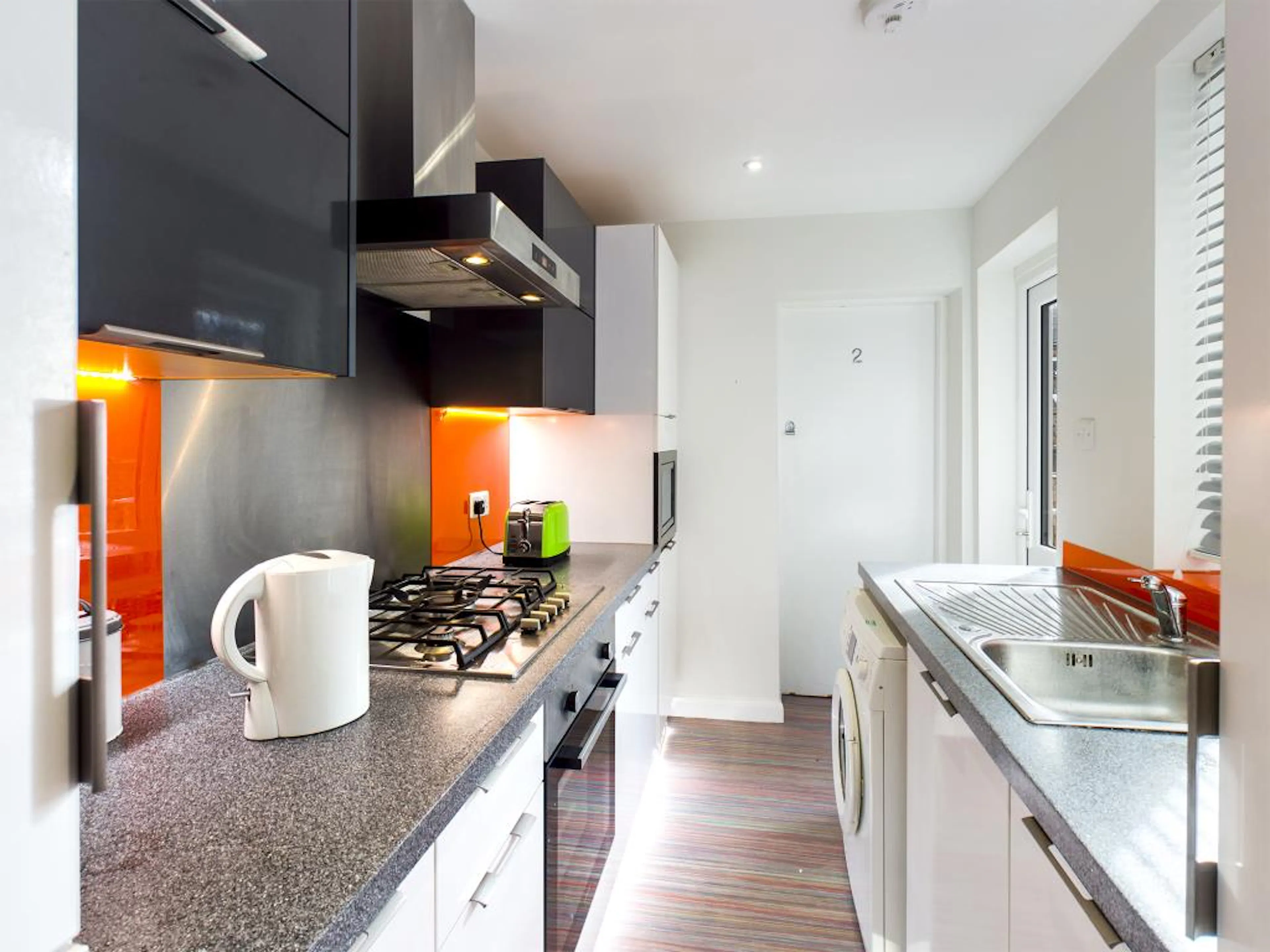 4 Bed Apartment KITCHEN 1