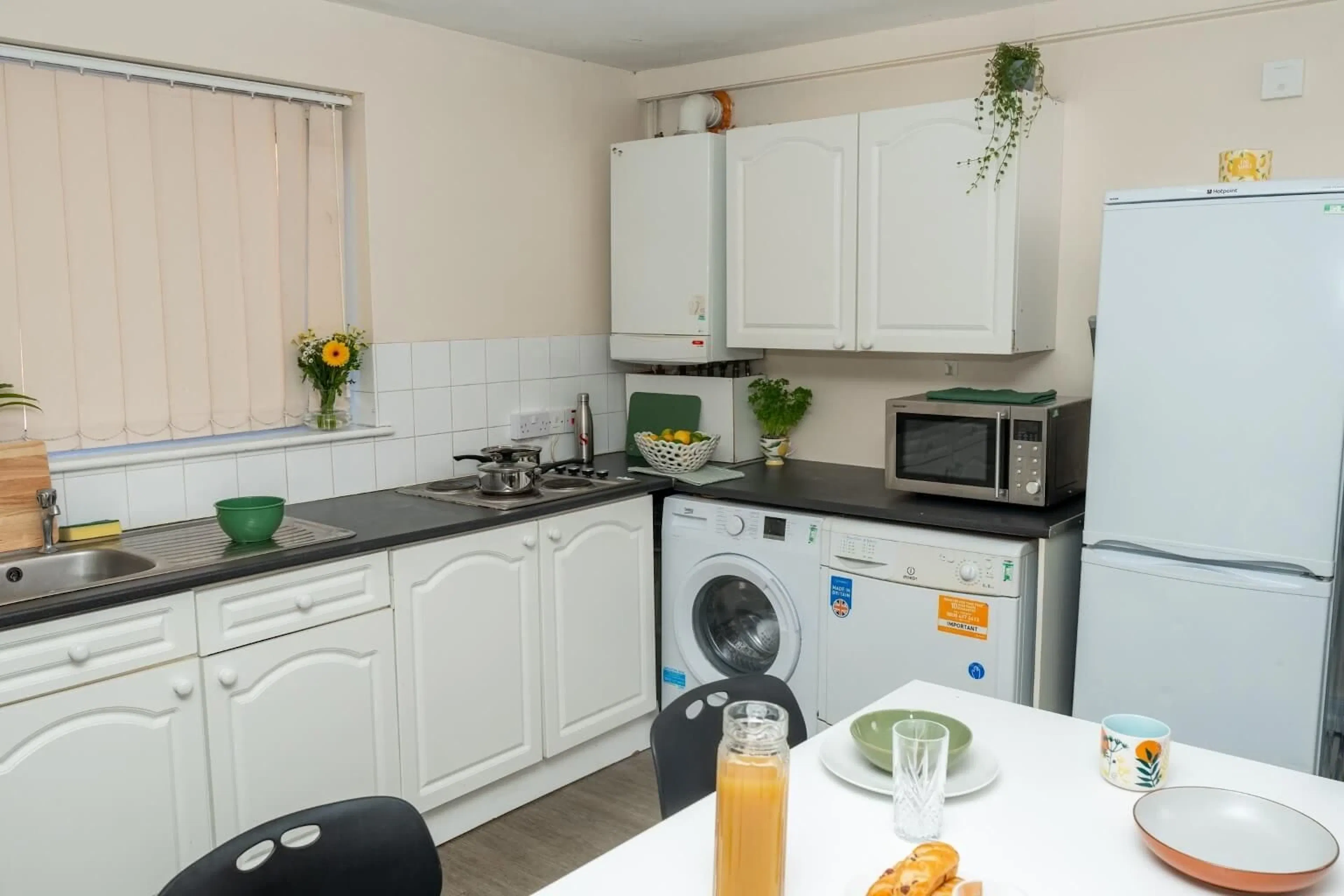 Standard KITCHEN 4