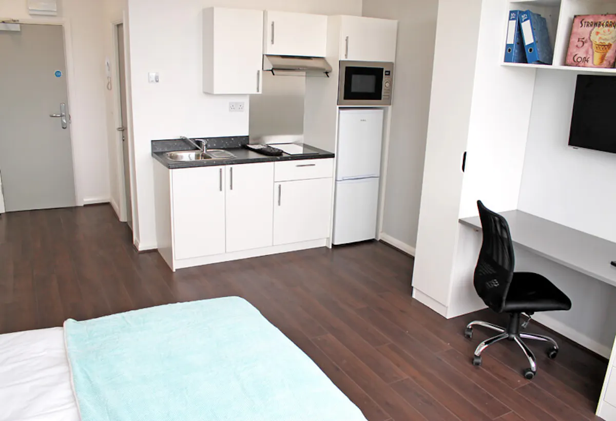 Studio Plus KITCHEN