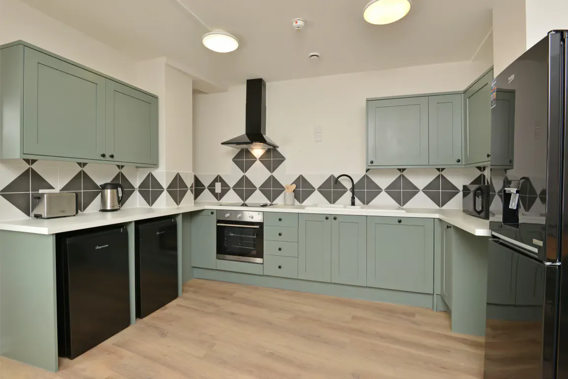 5 Bedroom Apartment KITCHEN 1